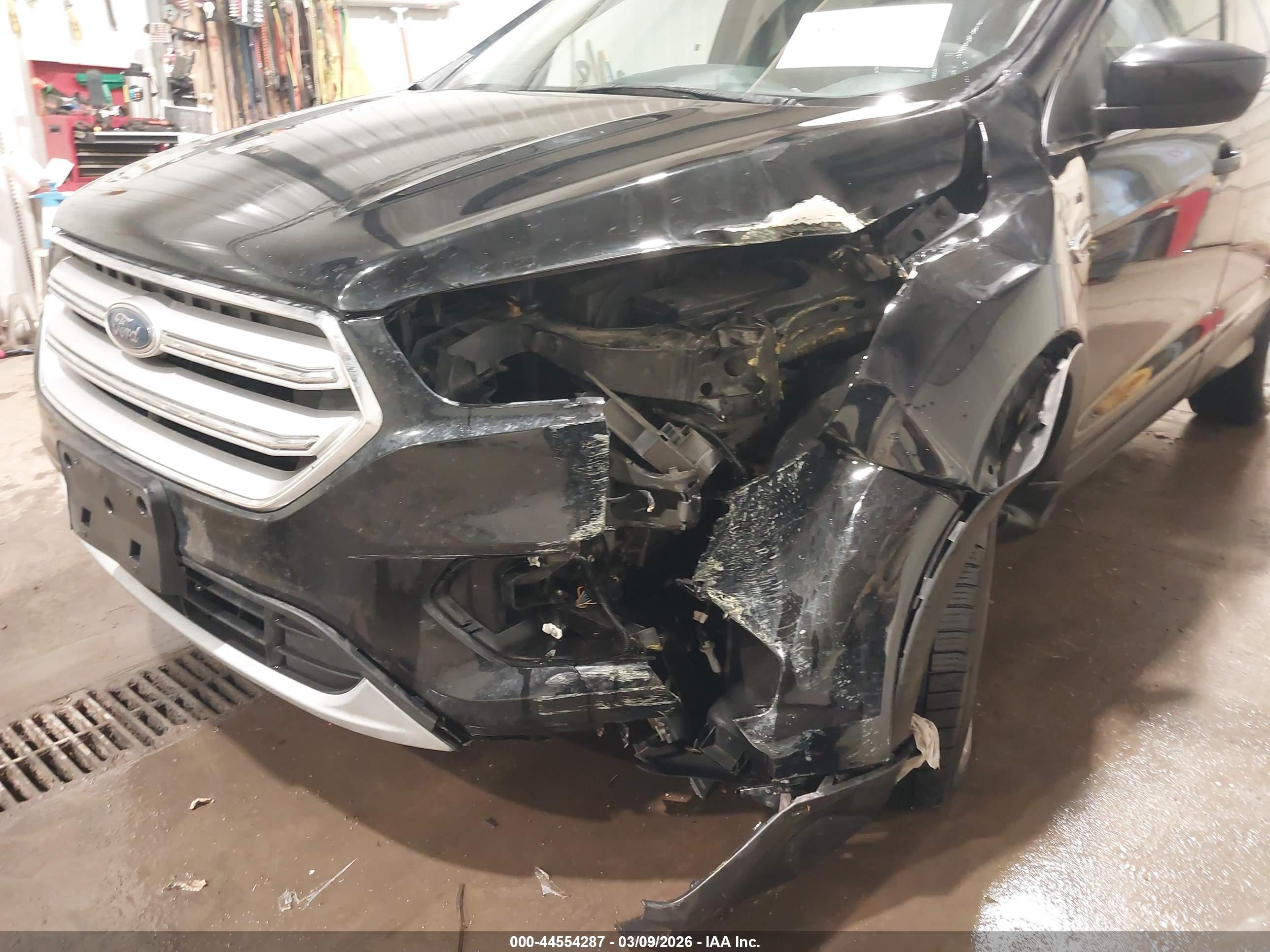 FORD ESCAPE image 6