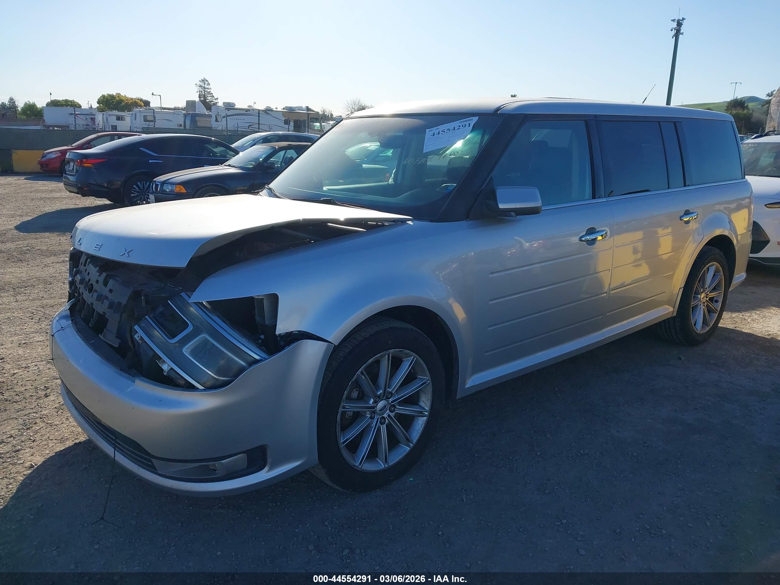 FORD FLEX image 2