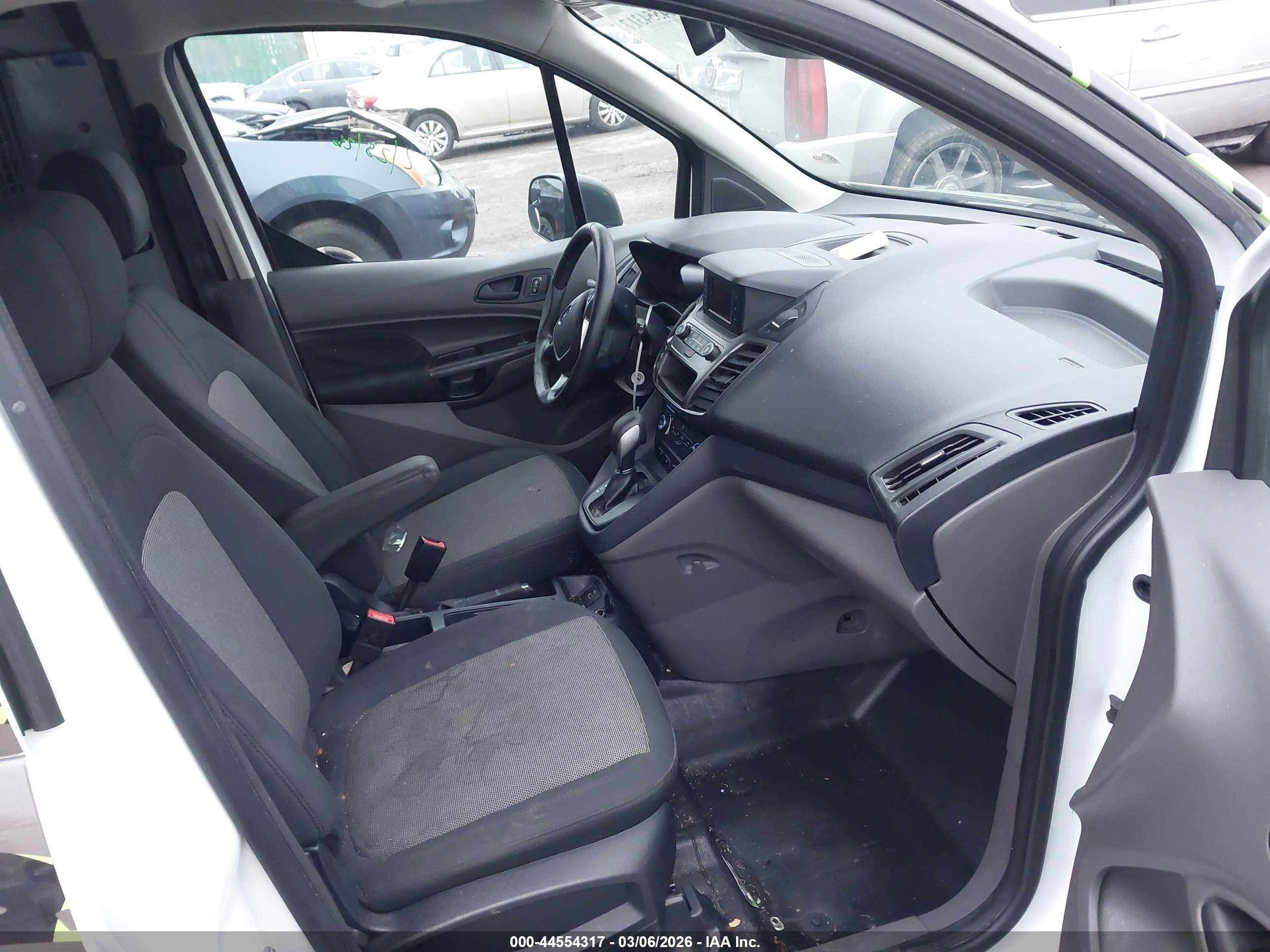 FORD TRANSIT image 5