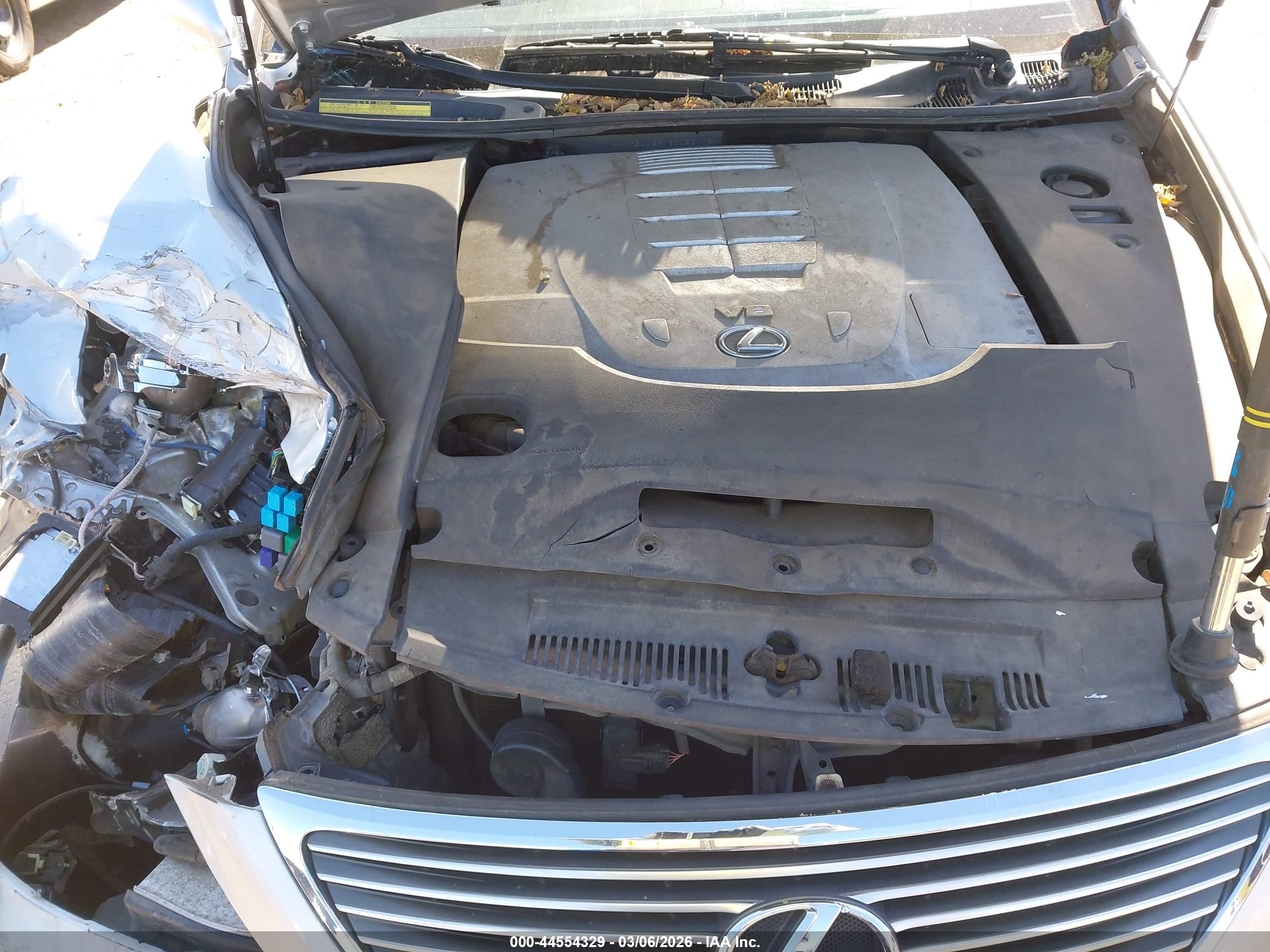 LEXUS LS image 10