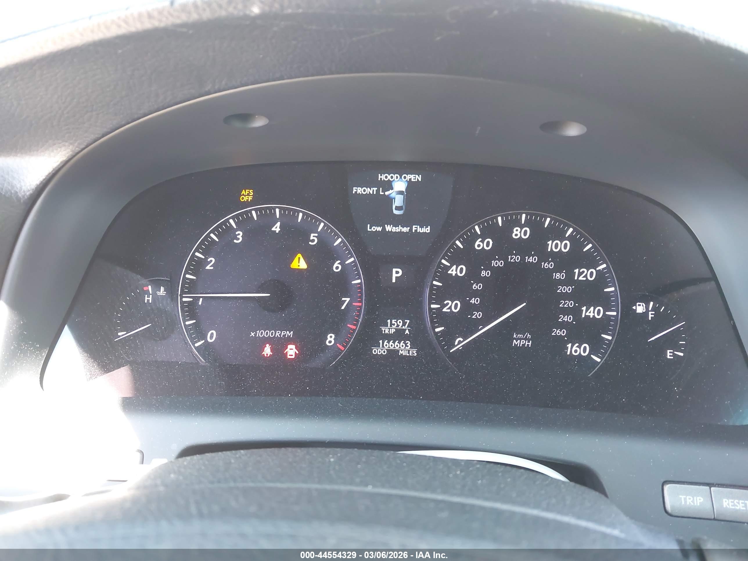 LEXUS LS image 7