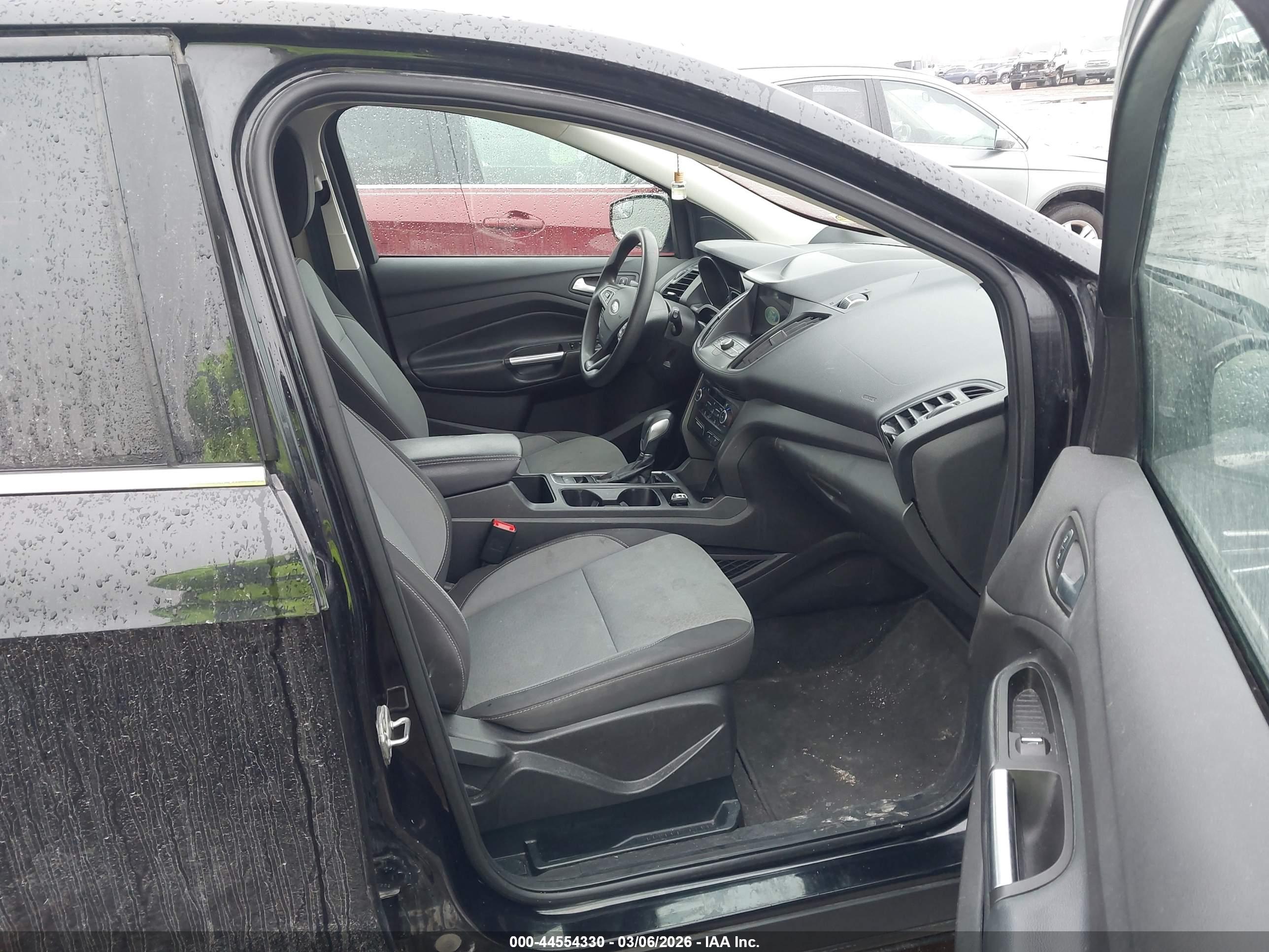 FORD ESCAPE image 5