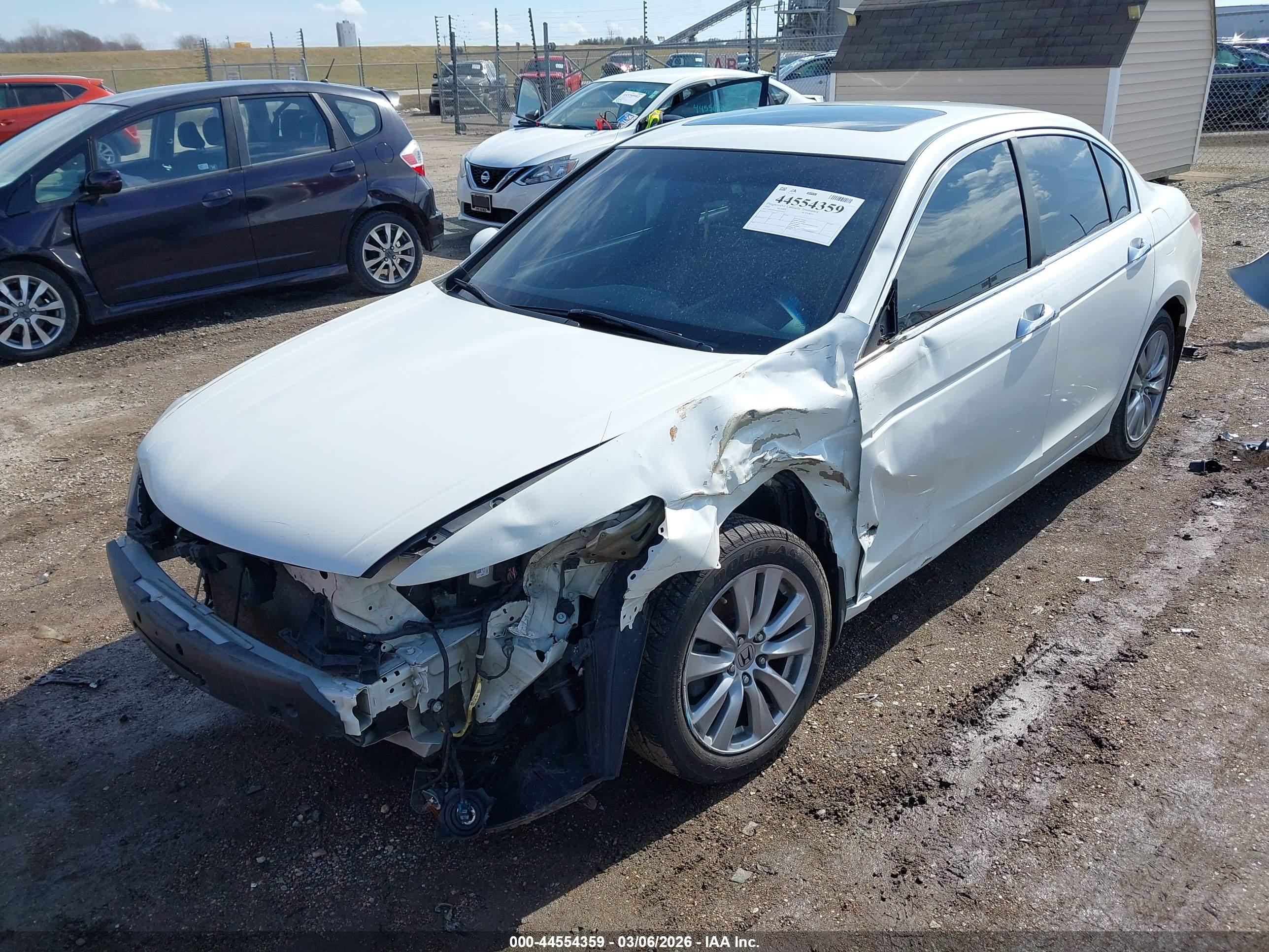 HONDA ACCORD image 2