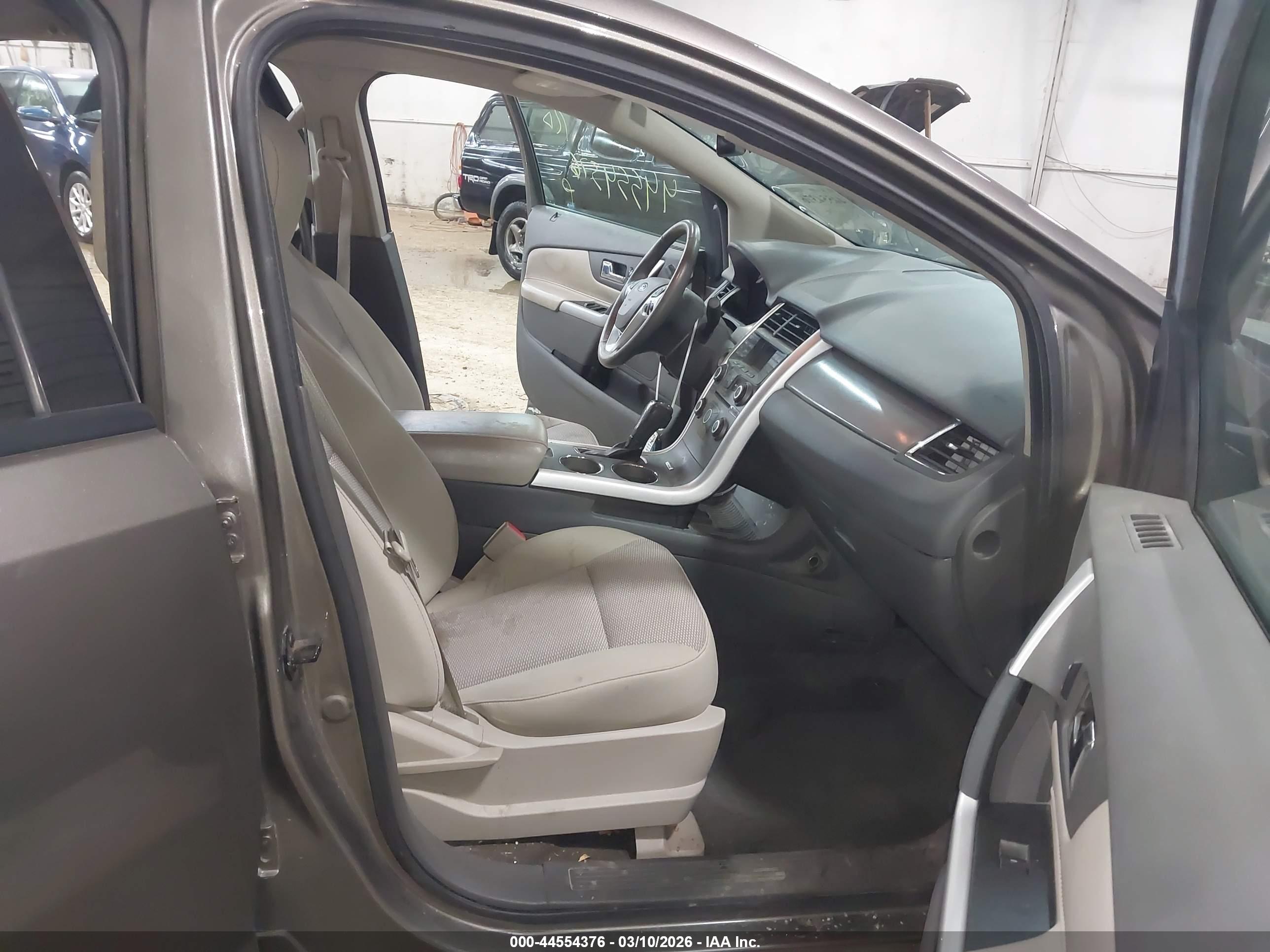 FORD EDGE image 5