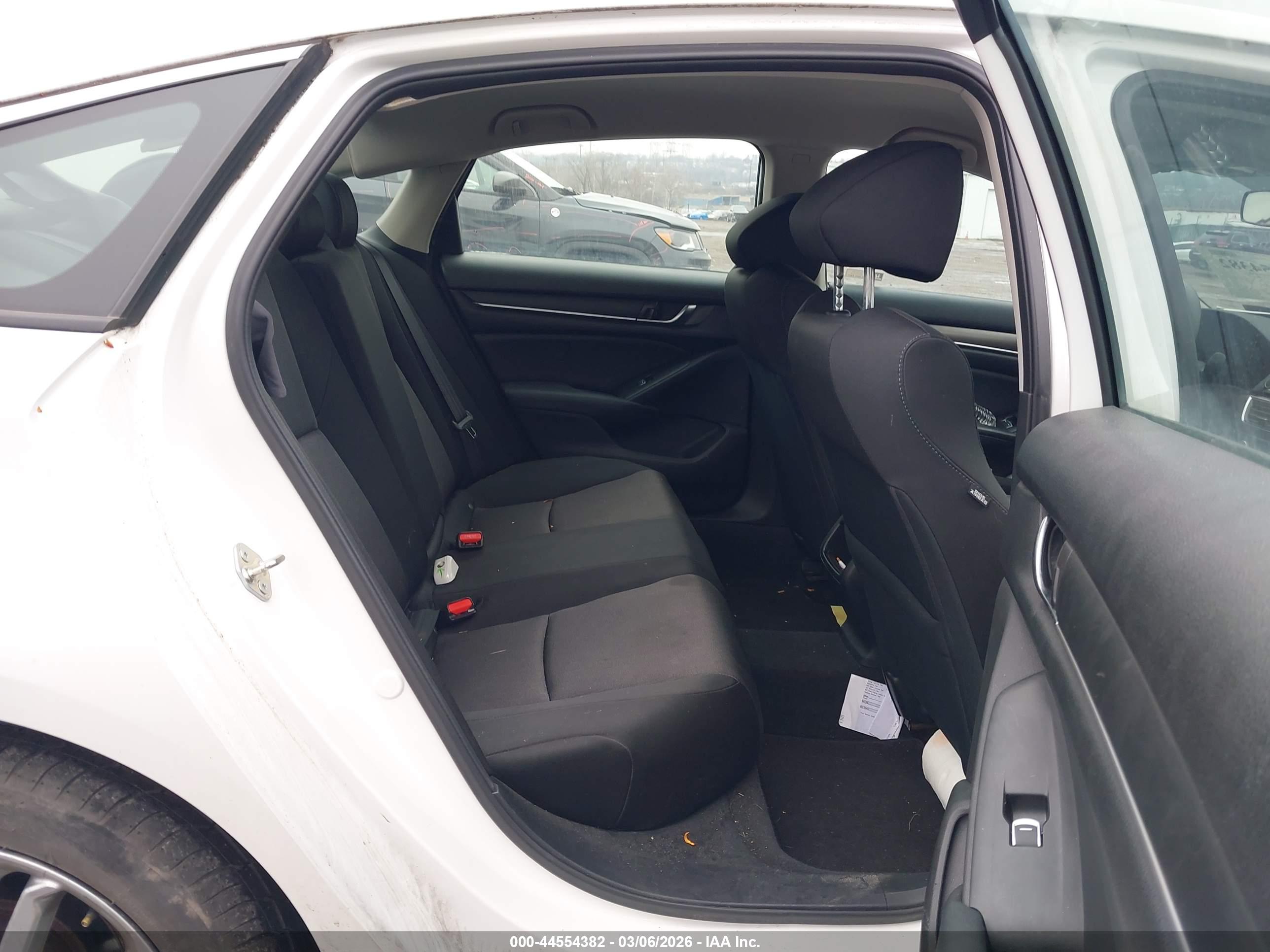 HONDA ACCORD image 8