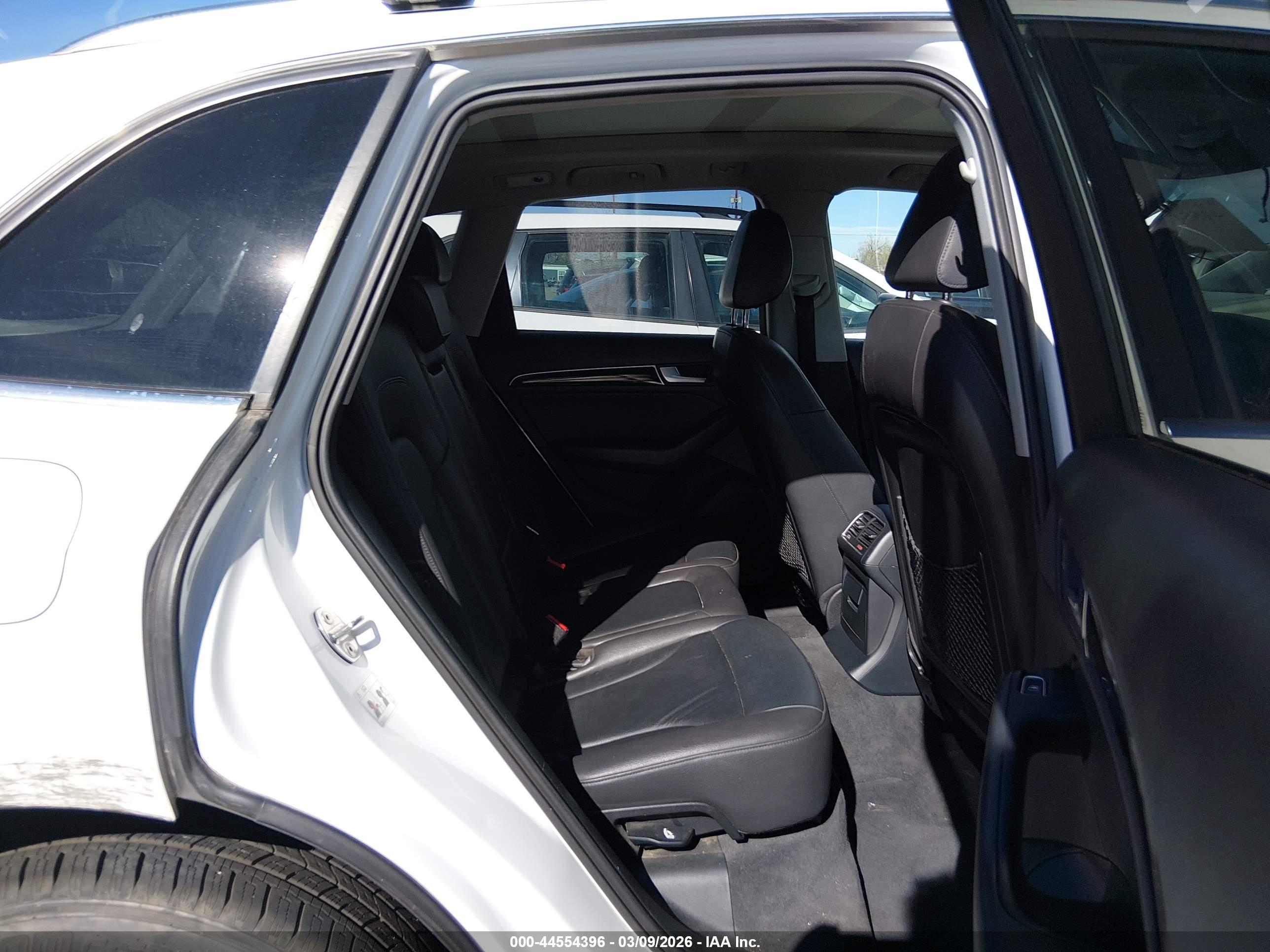 AUDI Q5 image 8