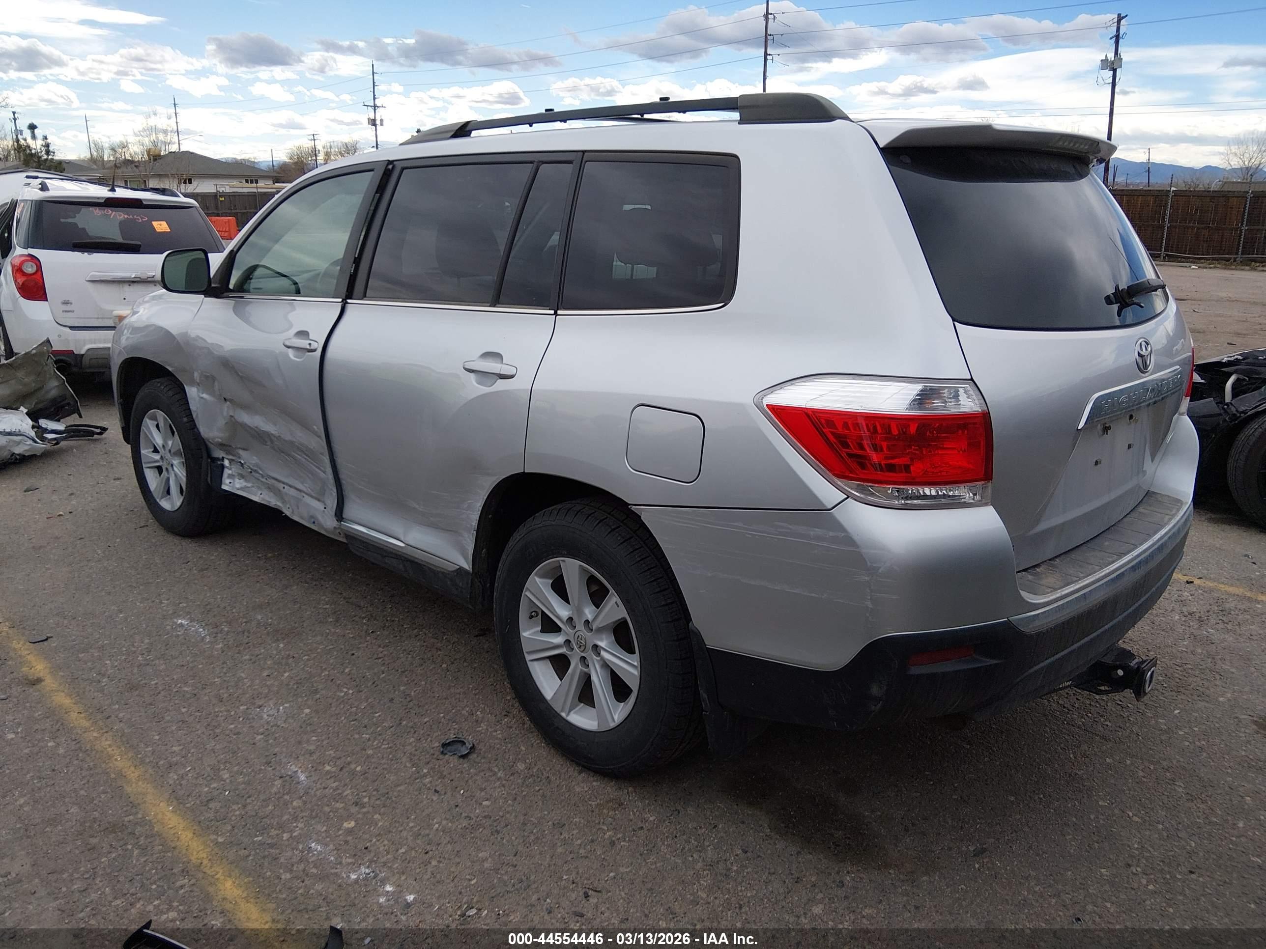 TOYOTA HIGHLANDER image 3