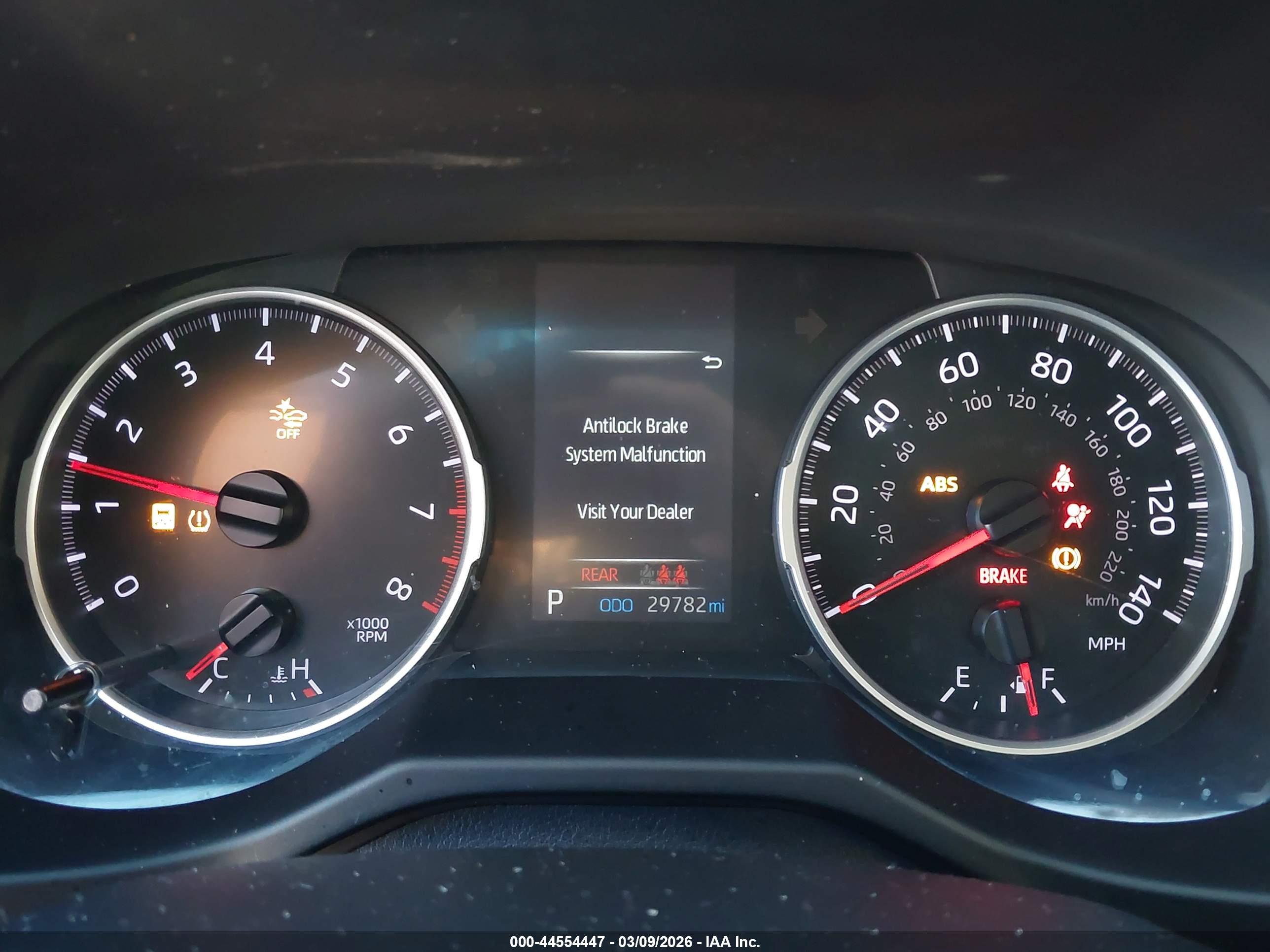TOYOTA RAV4 image 7