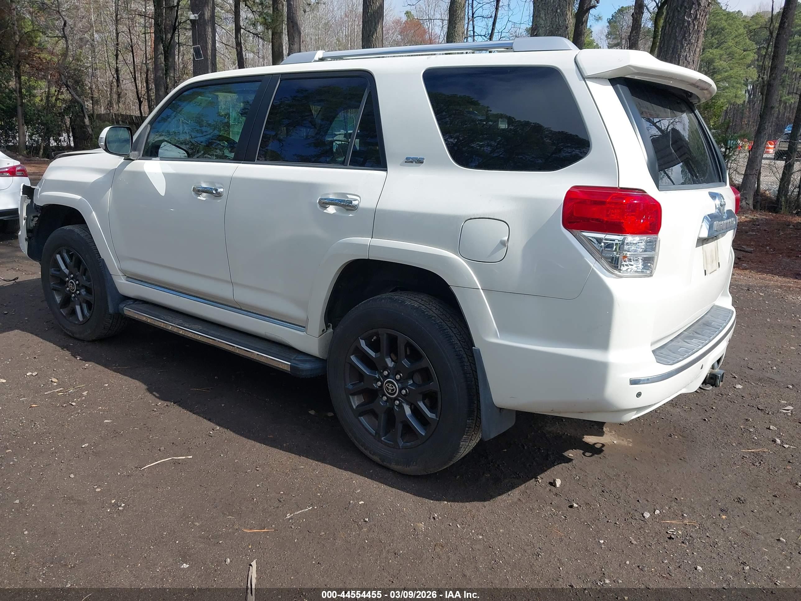 TOYOTA 4RUNNER image 3