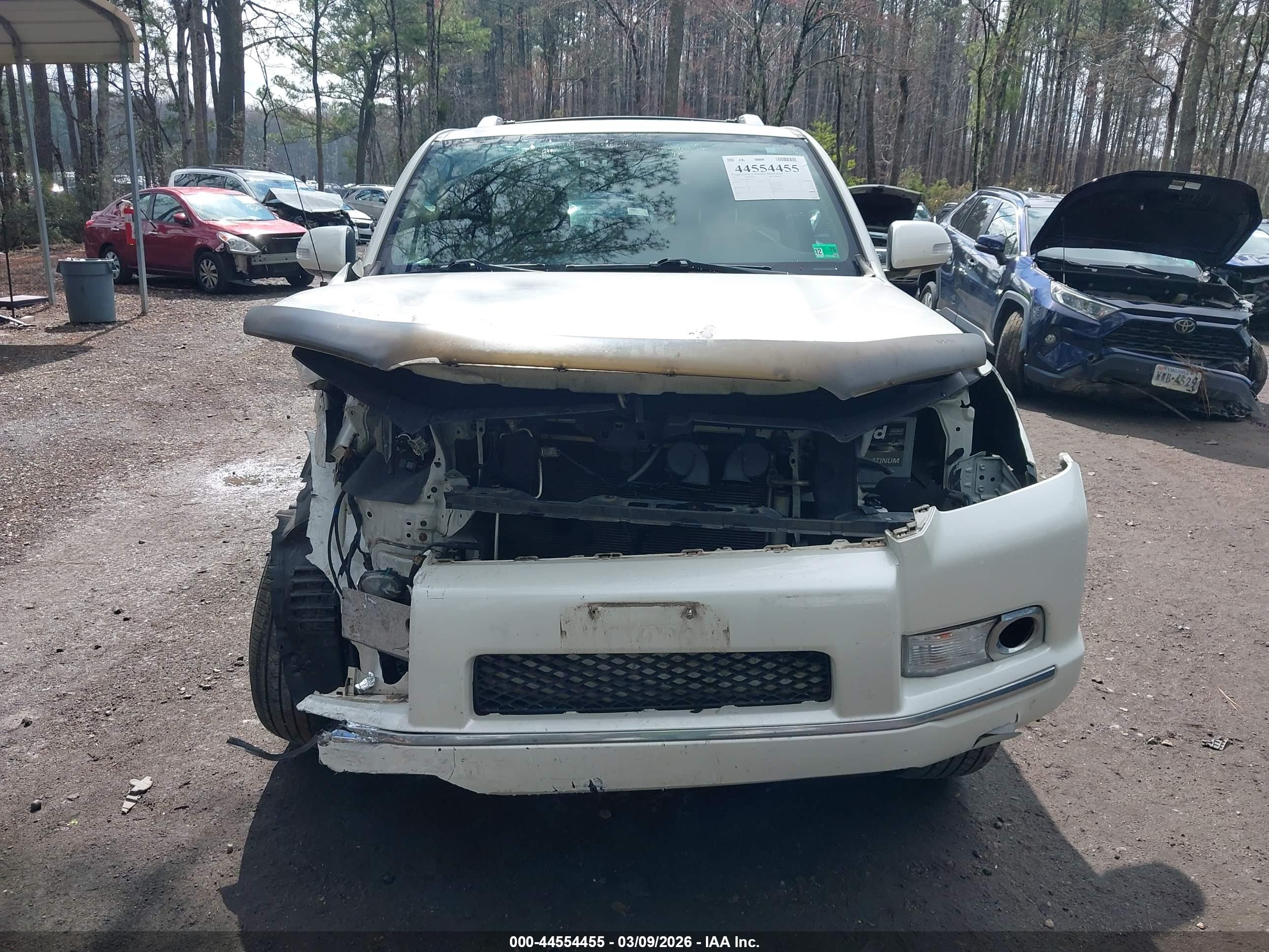 TOYOTA 4RUNNER image 6