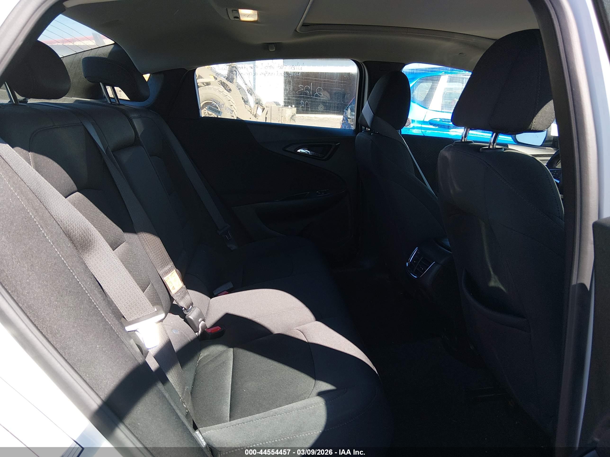 CHEVROLET MALIBU image 8