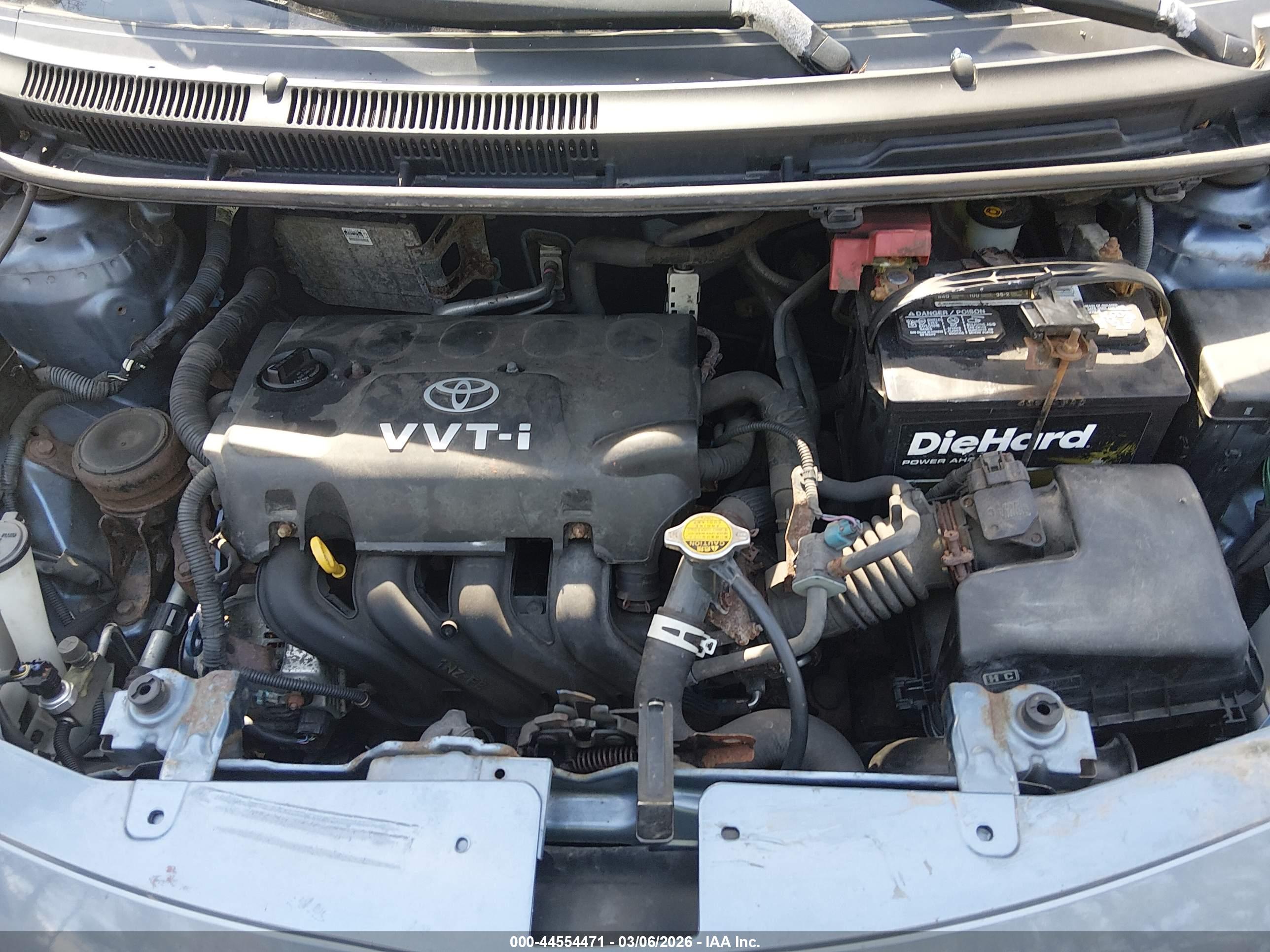TOYOTA YARIS image 10