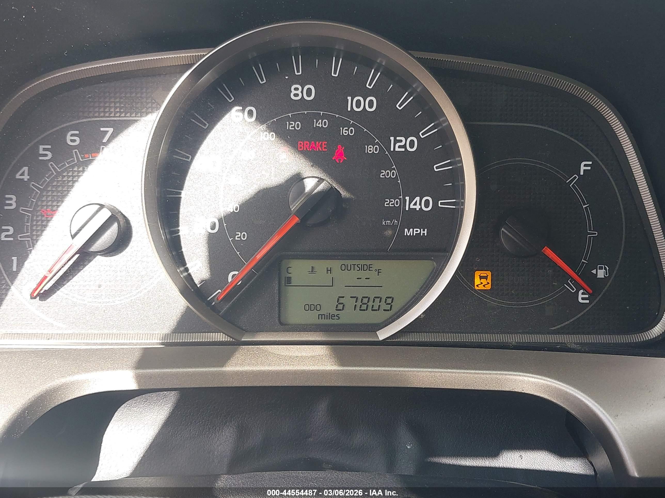 TOYOTA RAV4 image 7