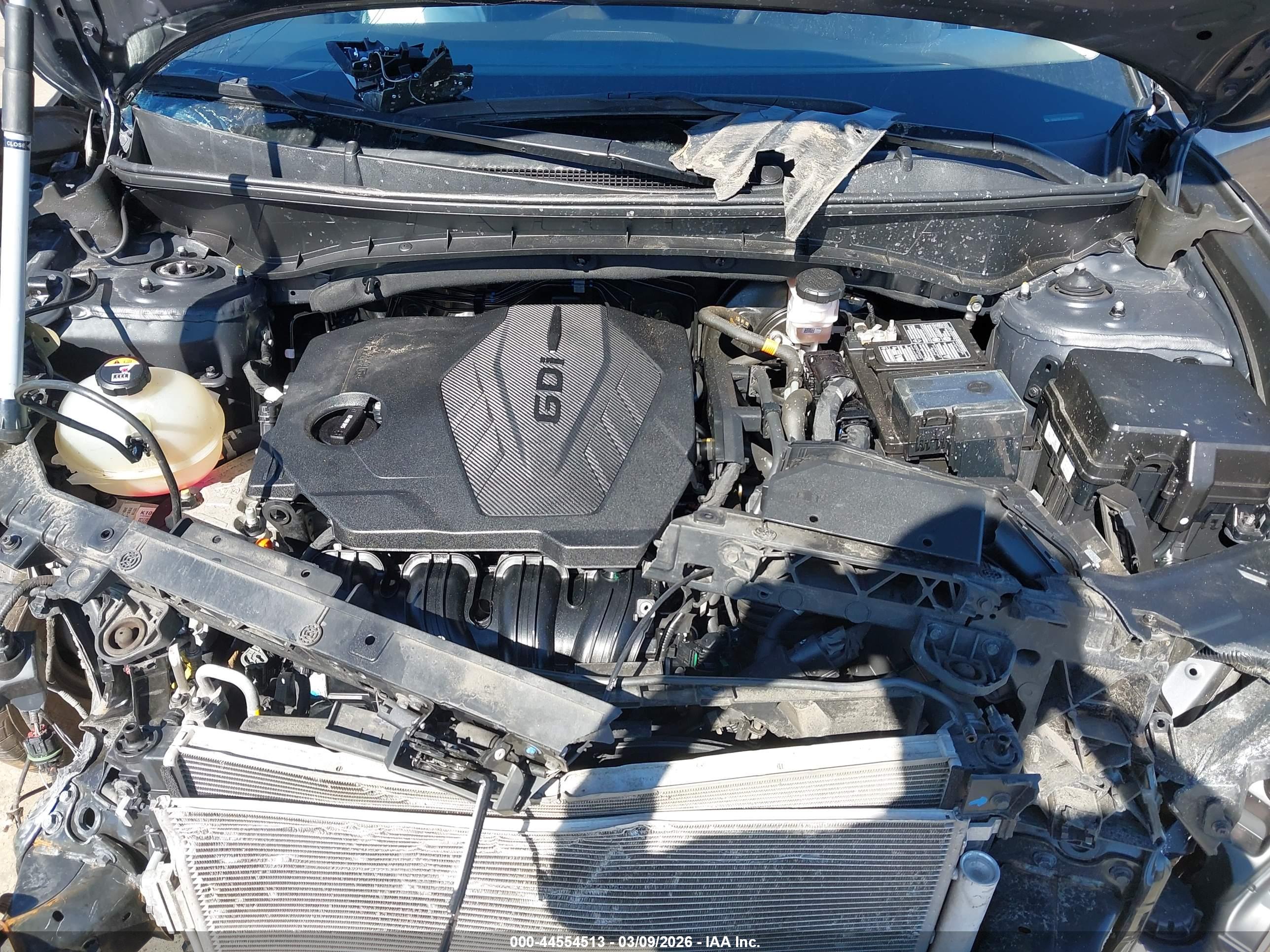 HYUNDAI TUCSON image 10