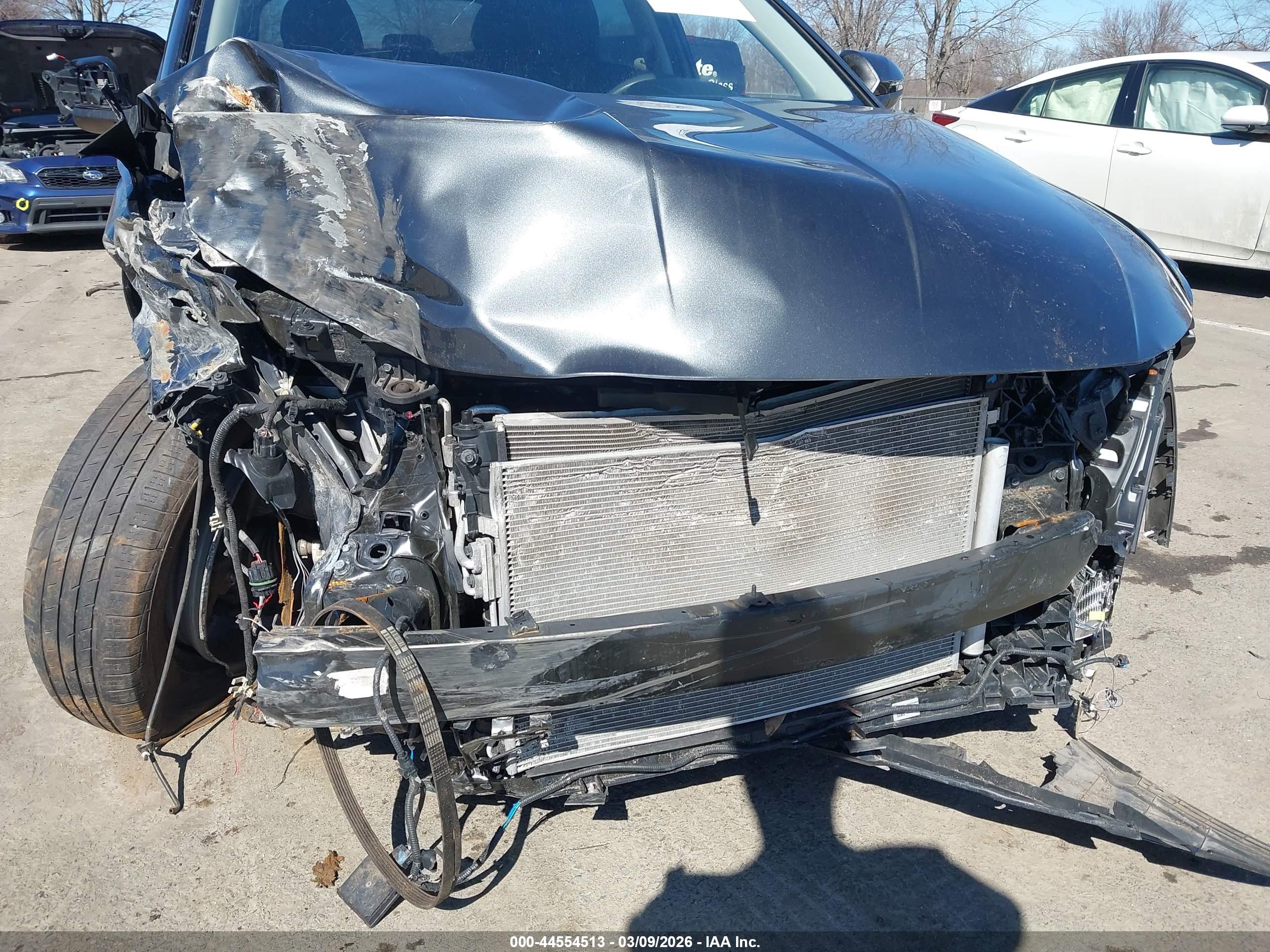 HYUNDAI TUCSON image 6