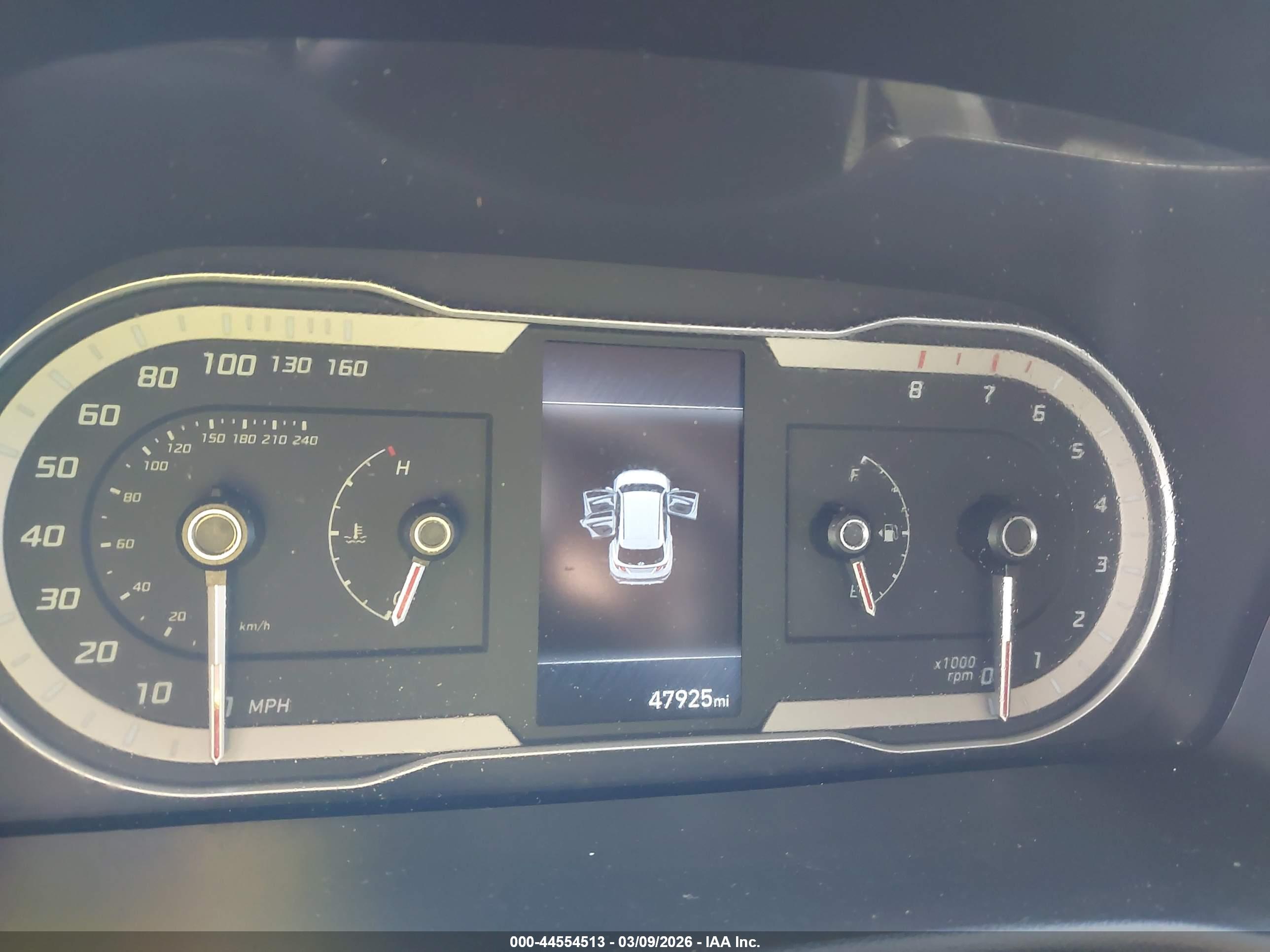 HYUNDAI TUCSON image 7