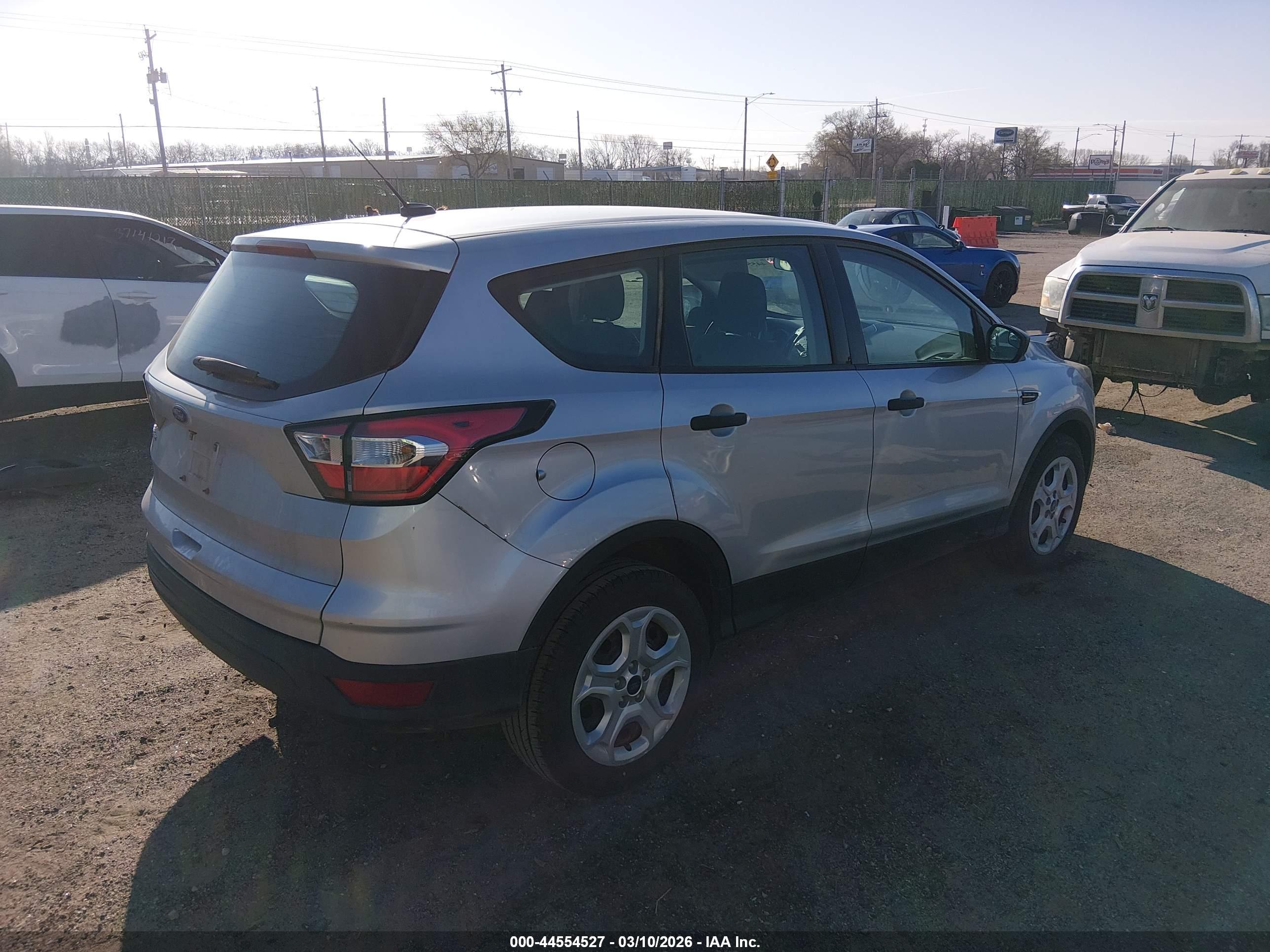 FORD ESCAPE image 4