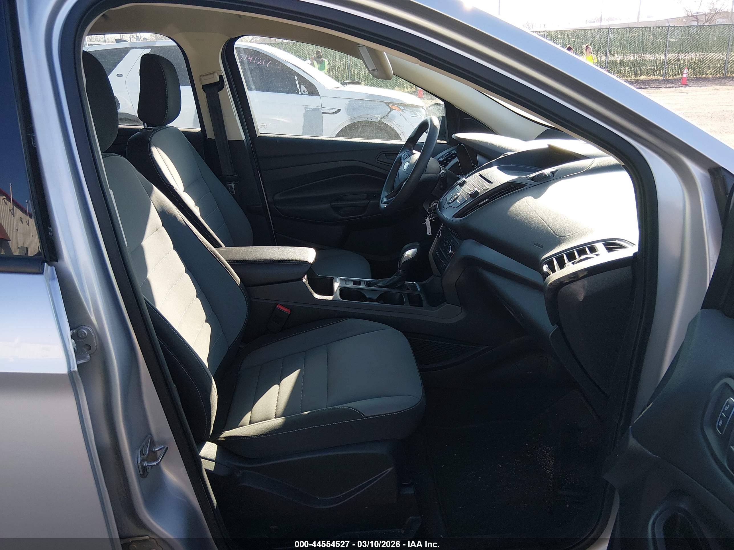 FORD ESCAPE image 5