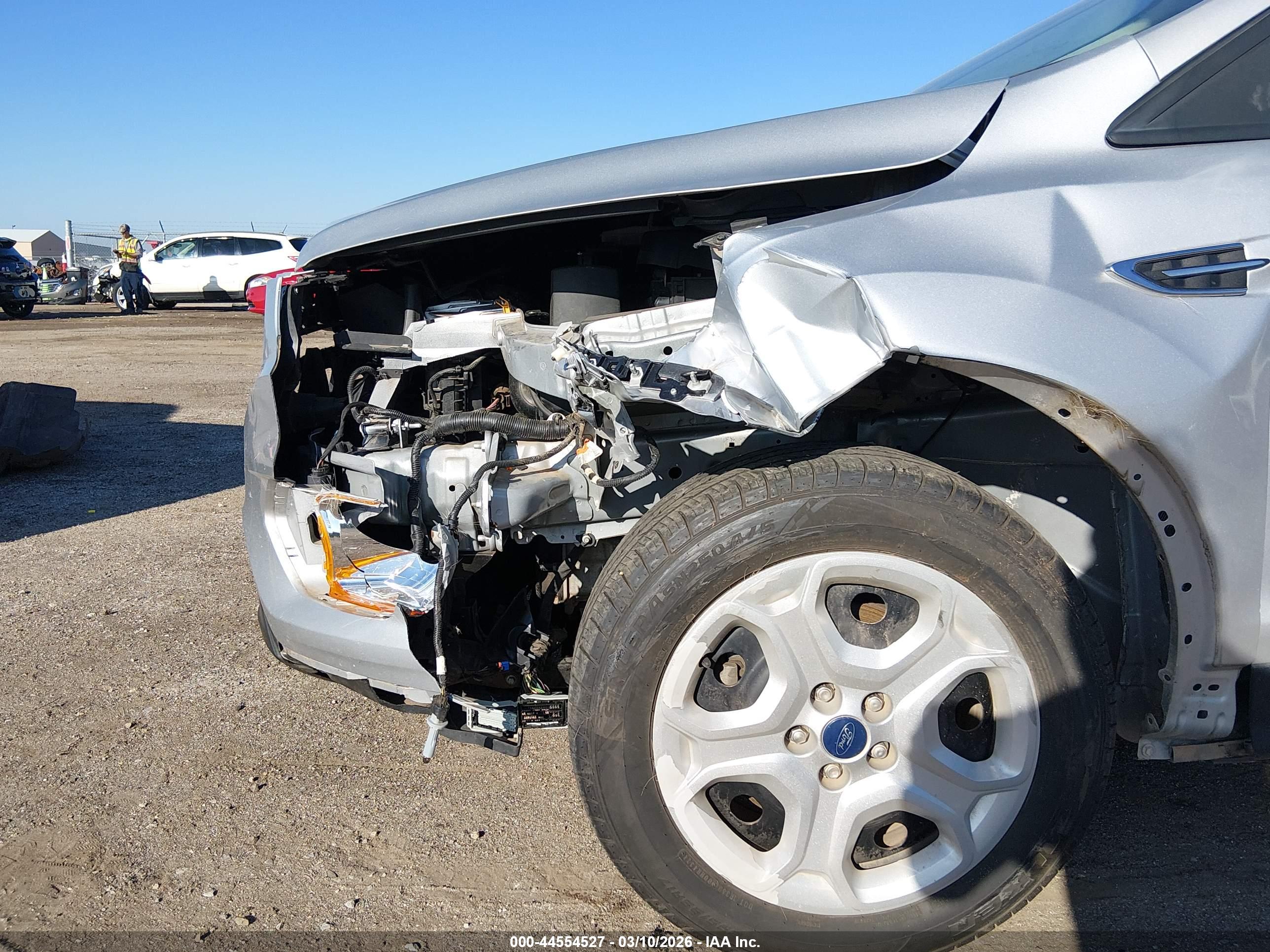 FORD ESCAPE image 6