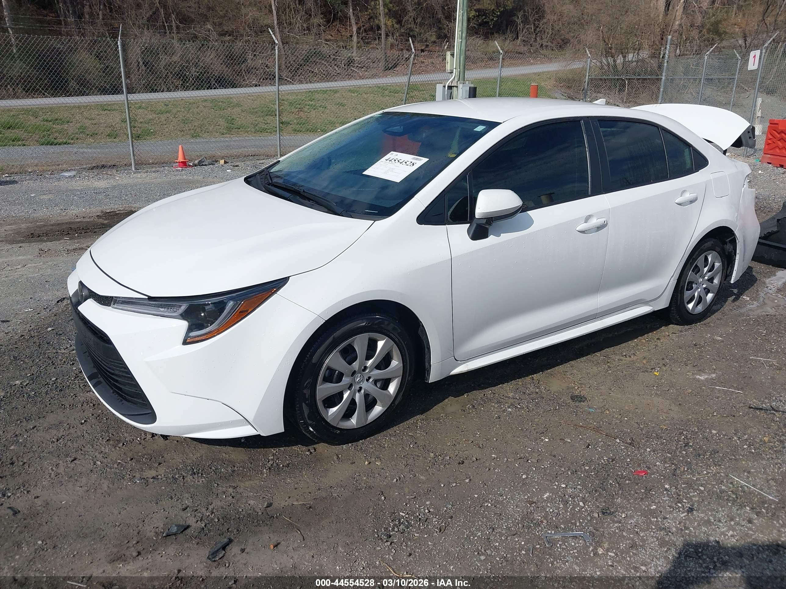 TOYOTA COROLLA image 2