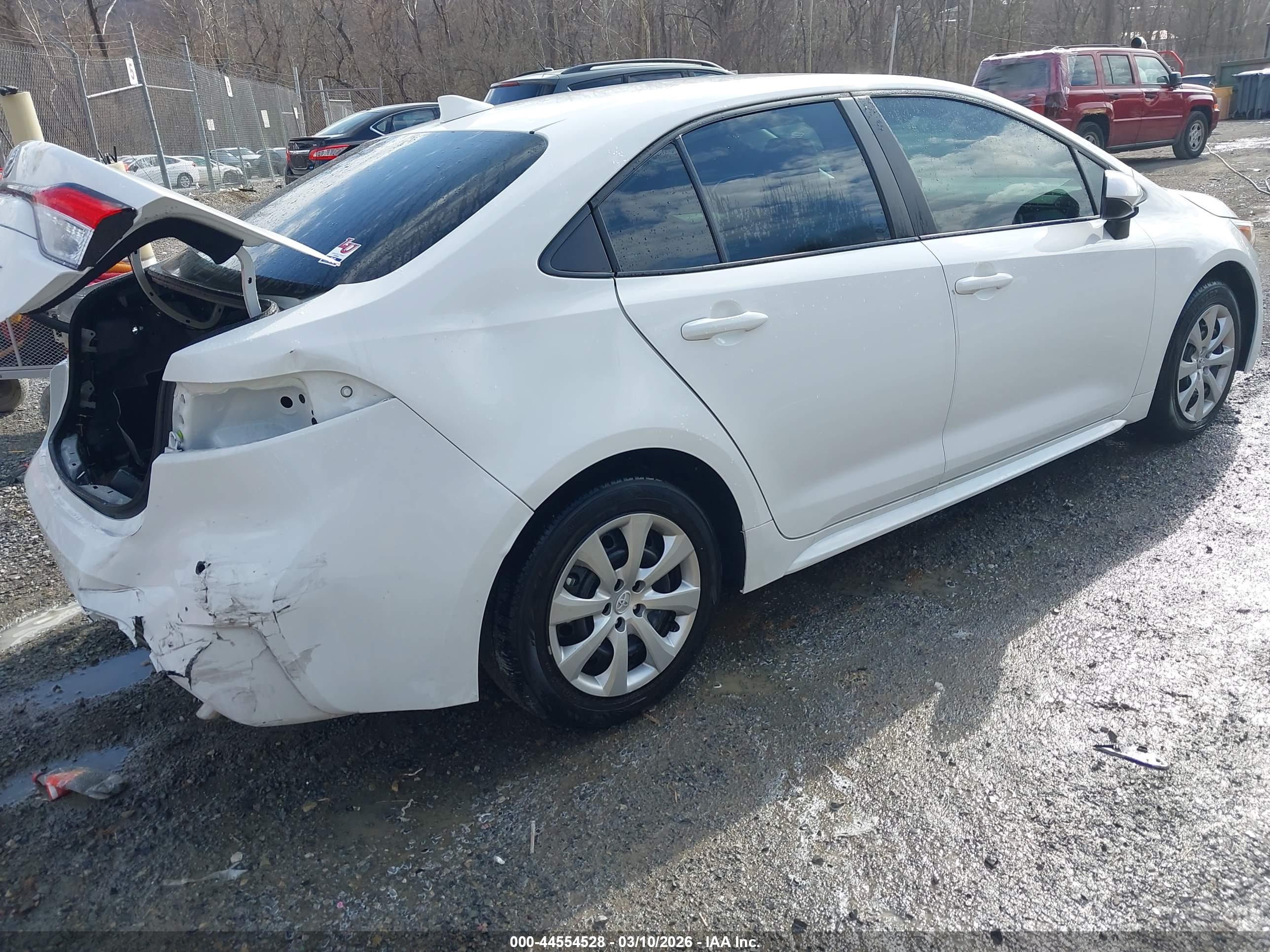 TOYOTA COROLLA image 4