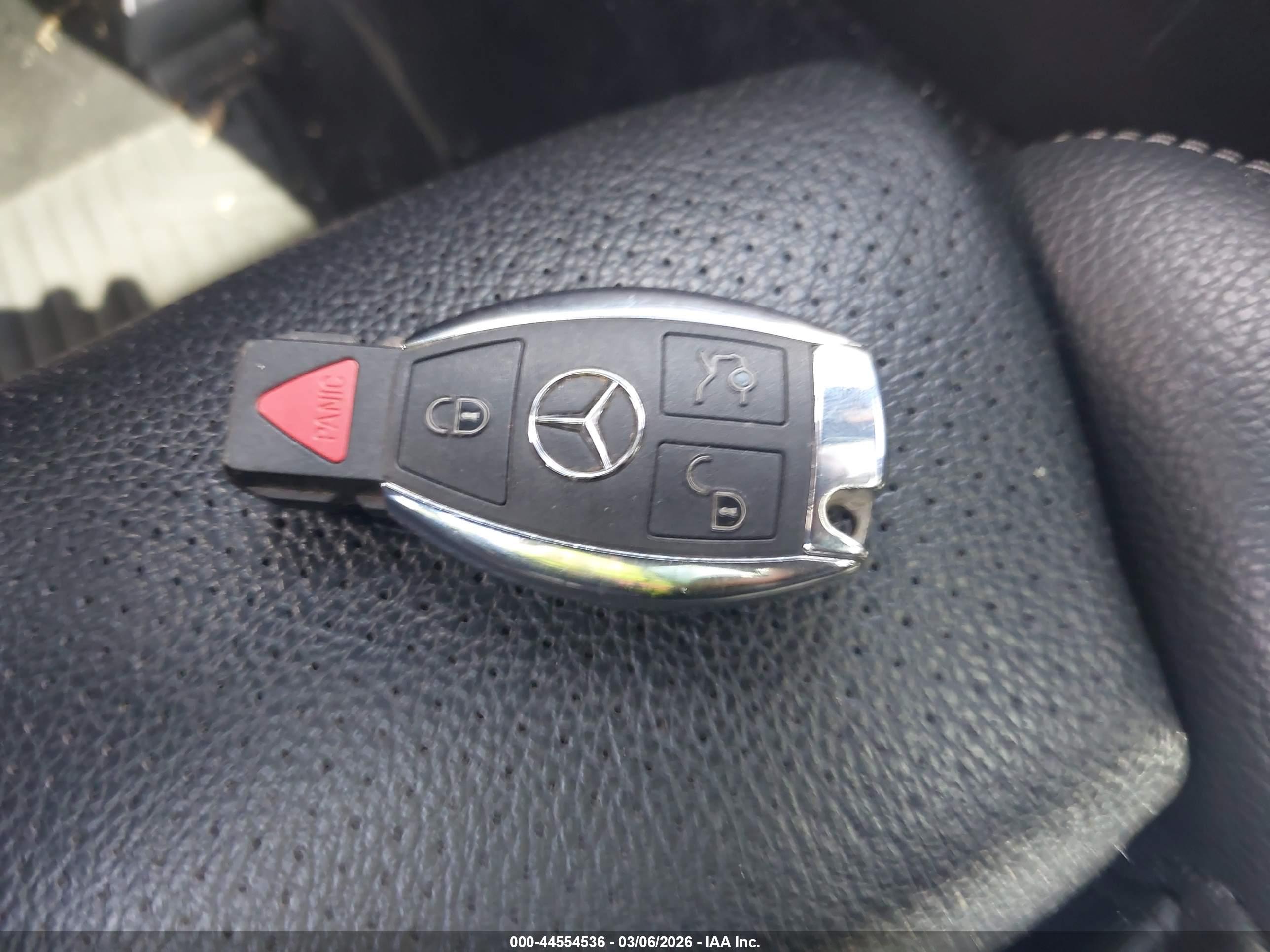 MERCEDES-BENZ GLC image 11