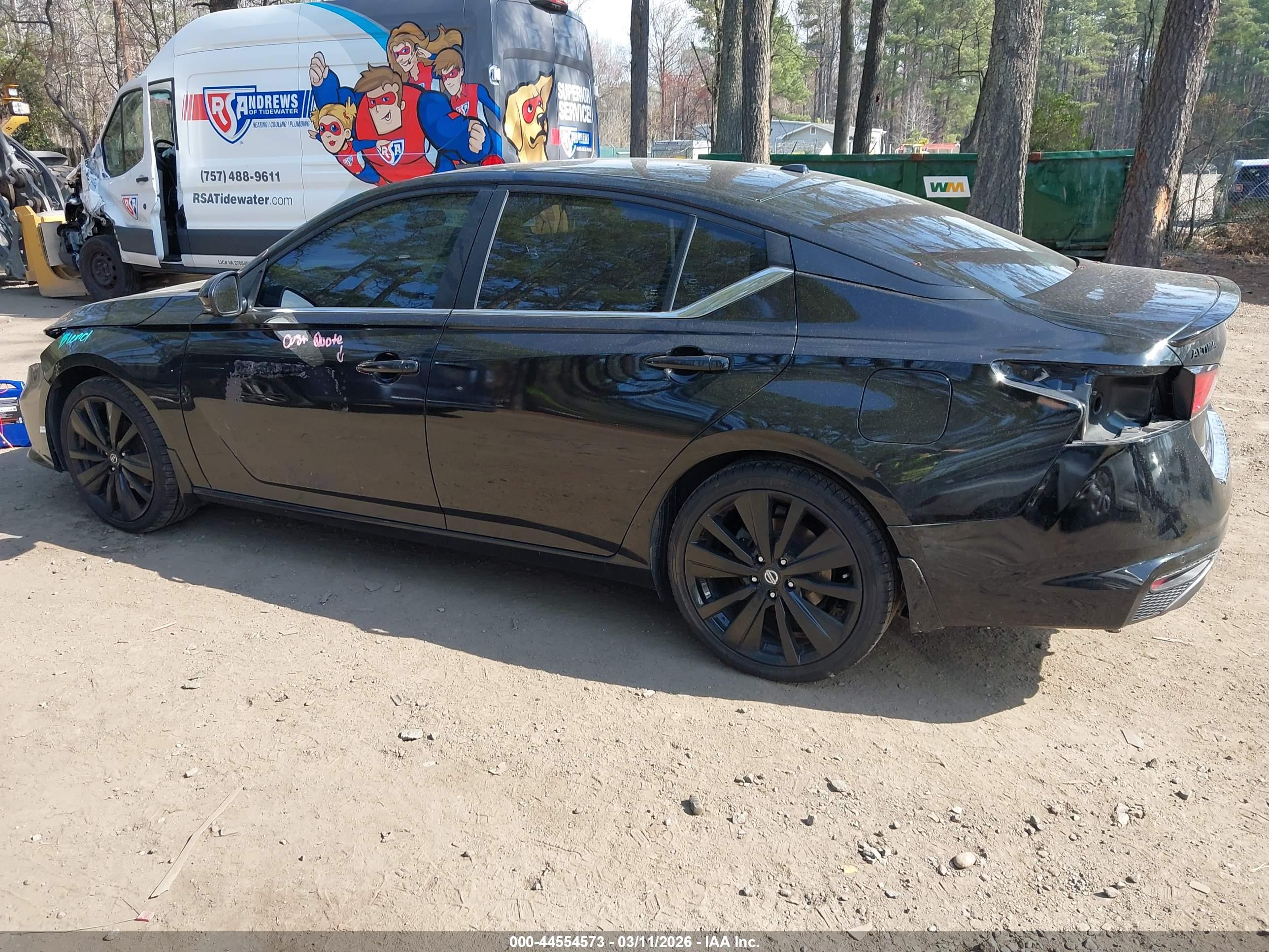 NISSAN ALTIMA image 3