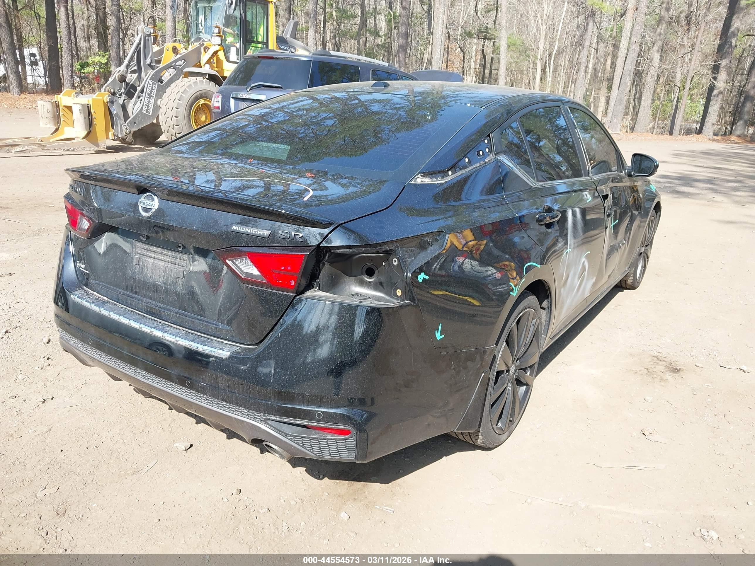 NISSAN ALTIMA image 4