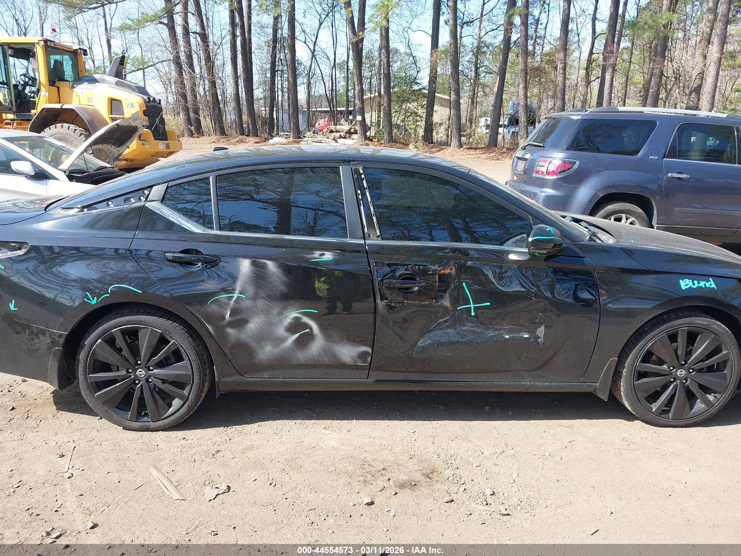 NISSAN ALTIMA image 6