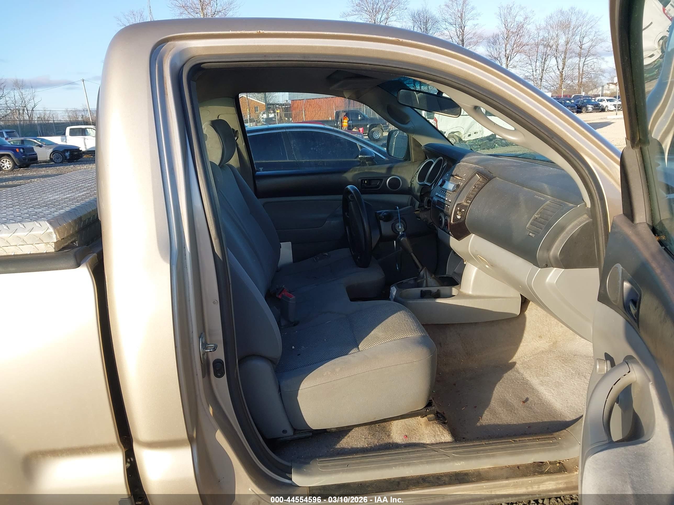 TOYOTA TACOMA image 5