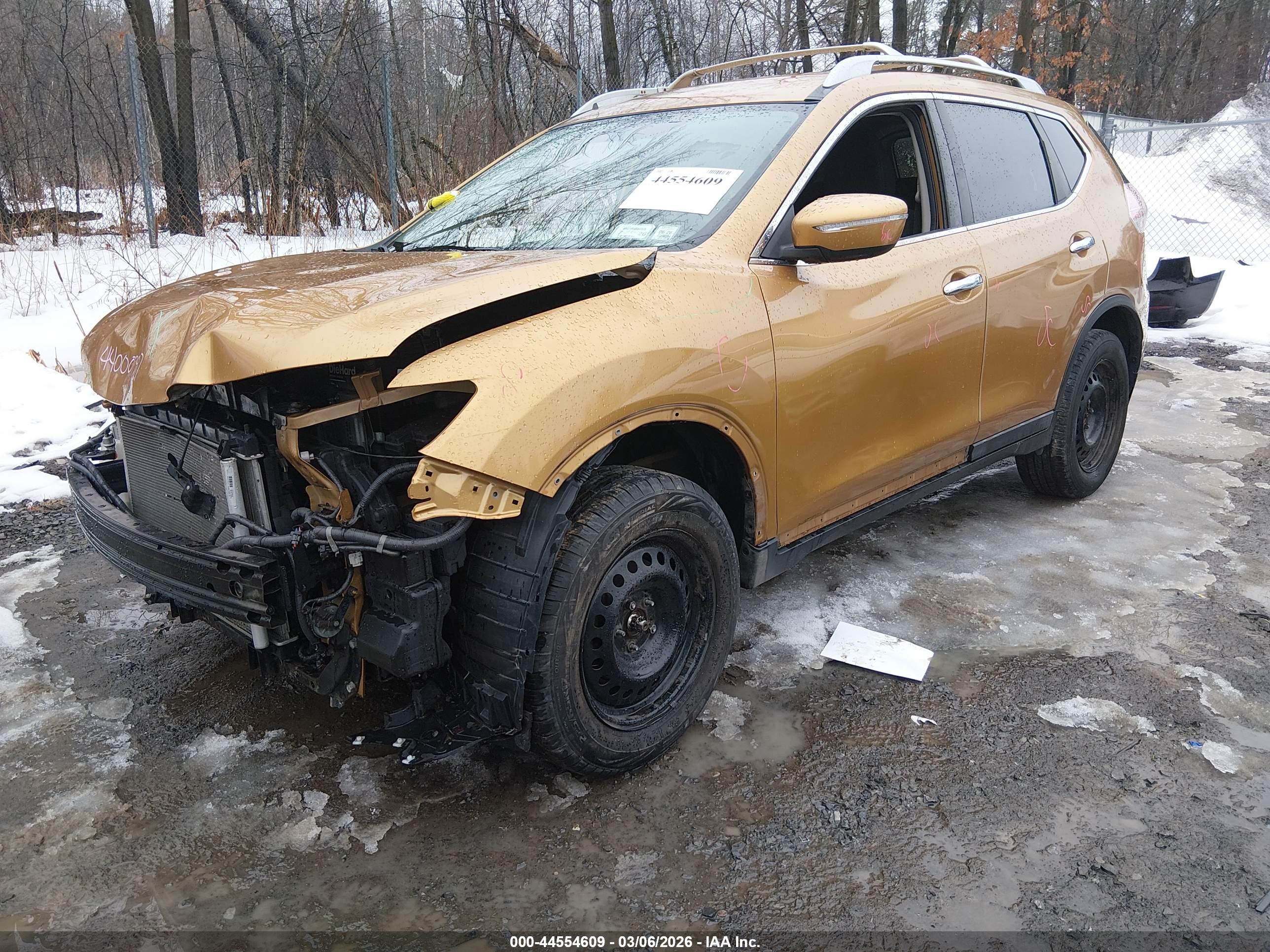 NISSAN ROGUE image 2