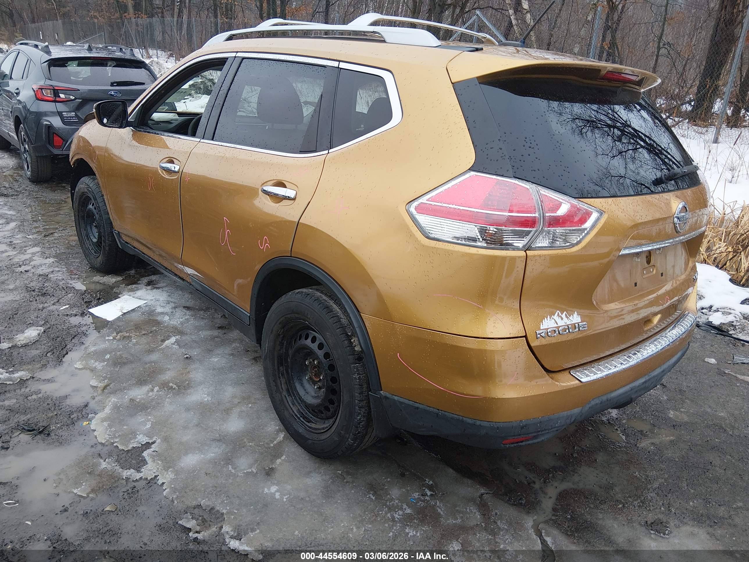 NISSAN ROGUE image 3