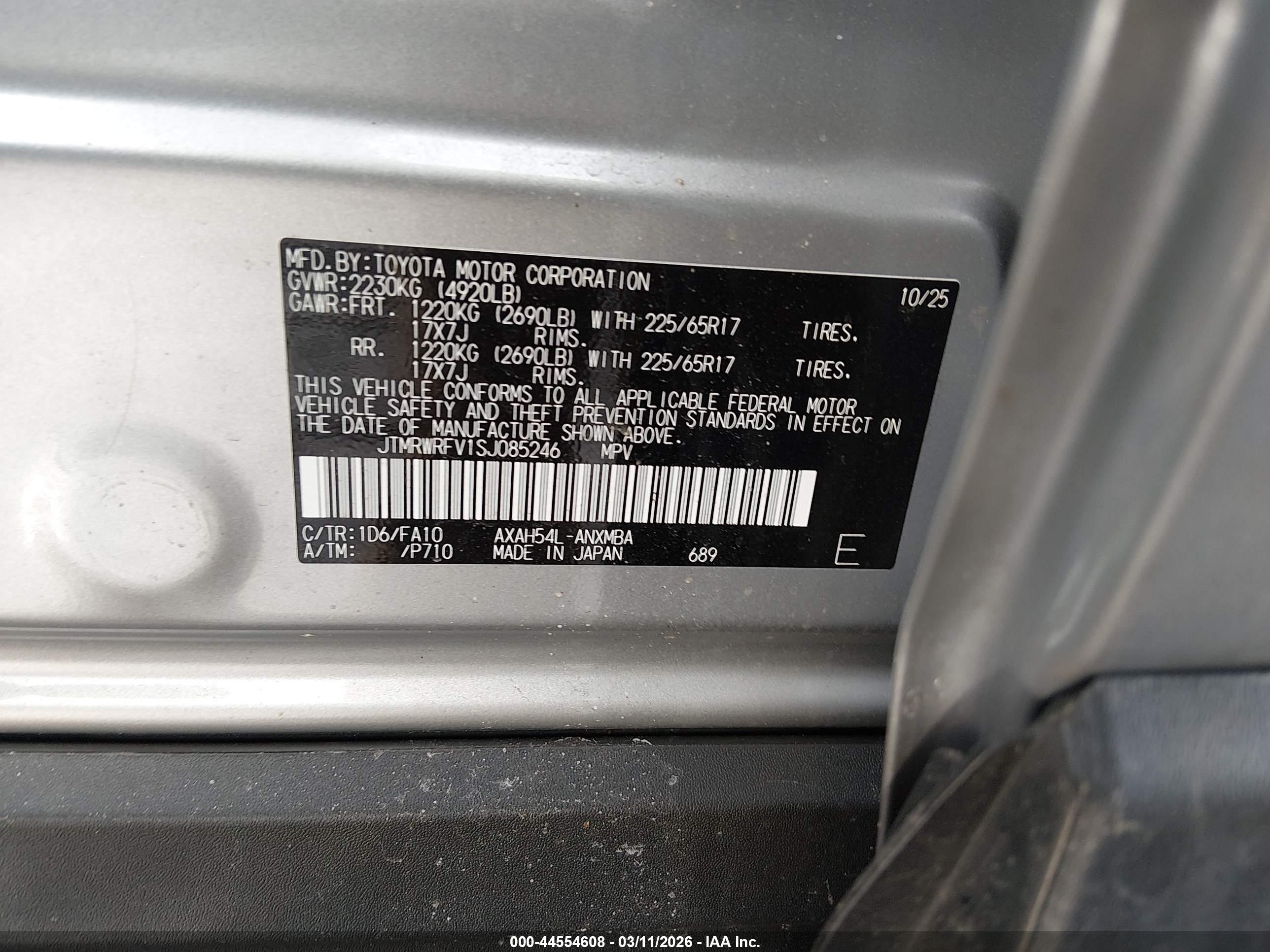 TOYOTA RAV4 image 9