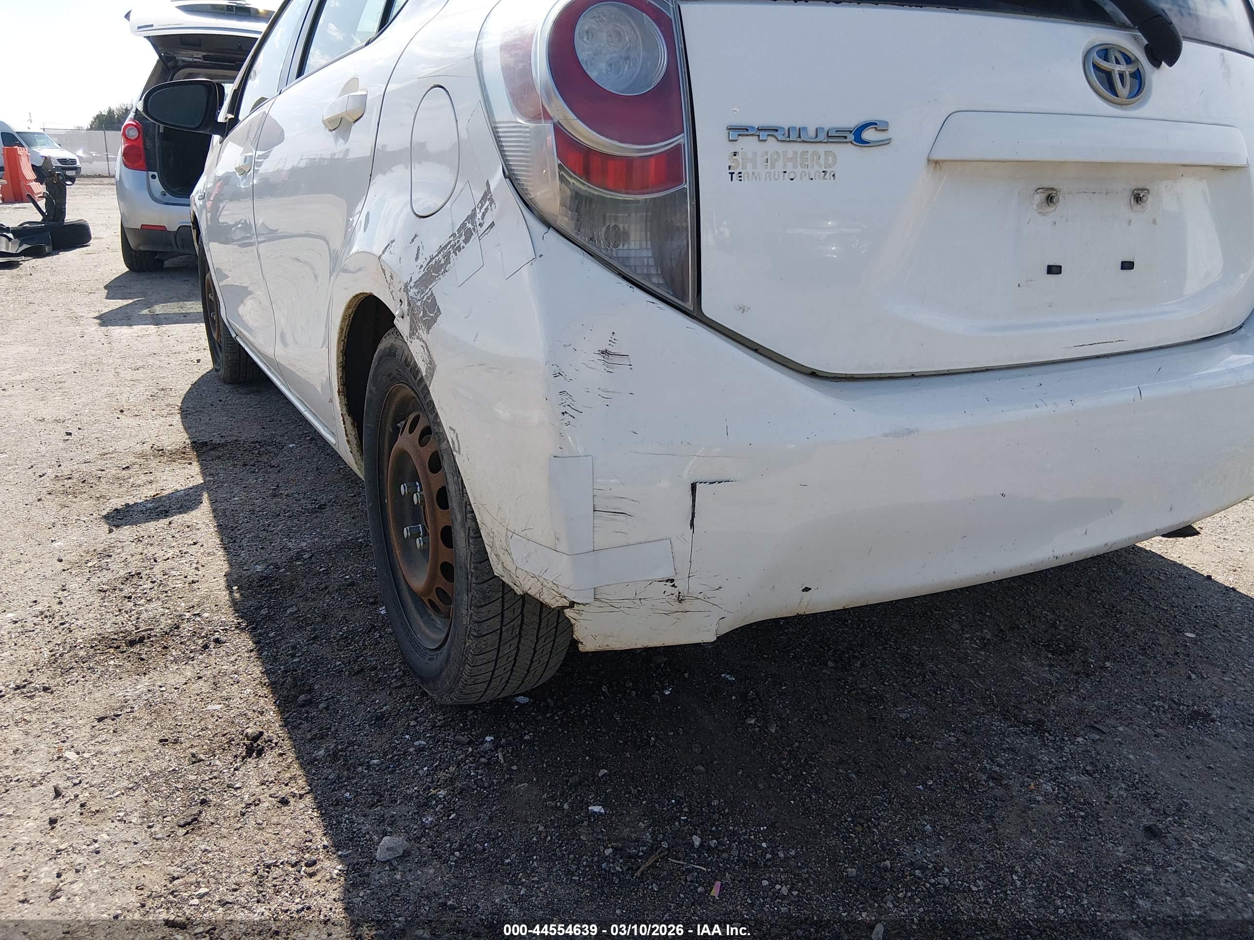 TOYOTA PRIUS image 6