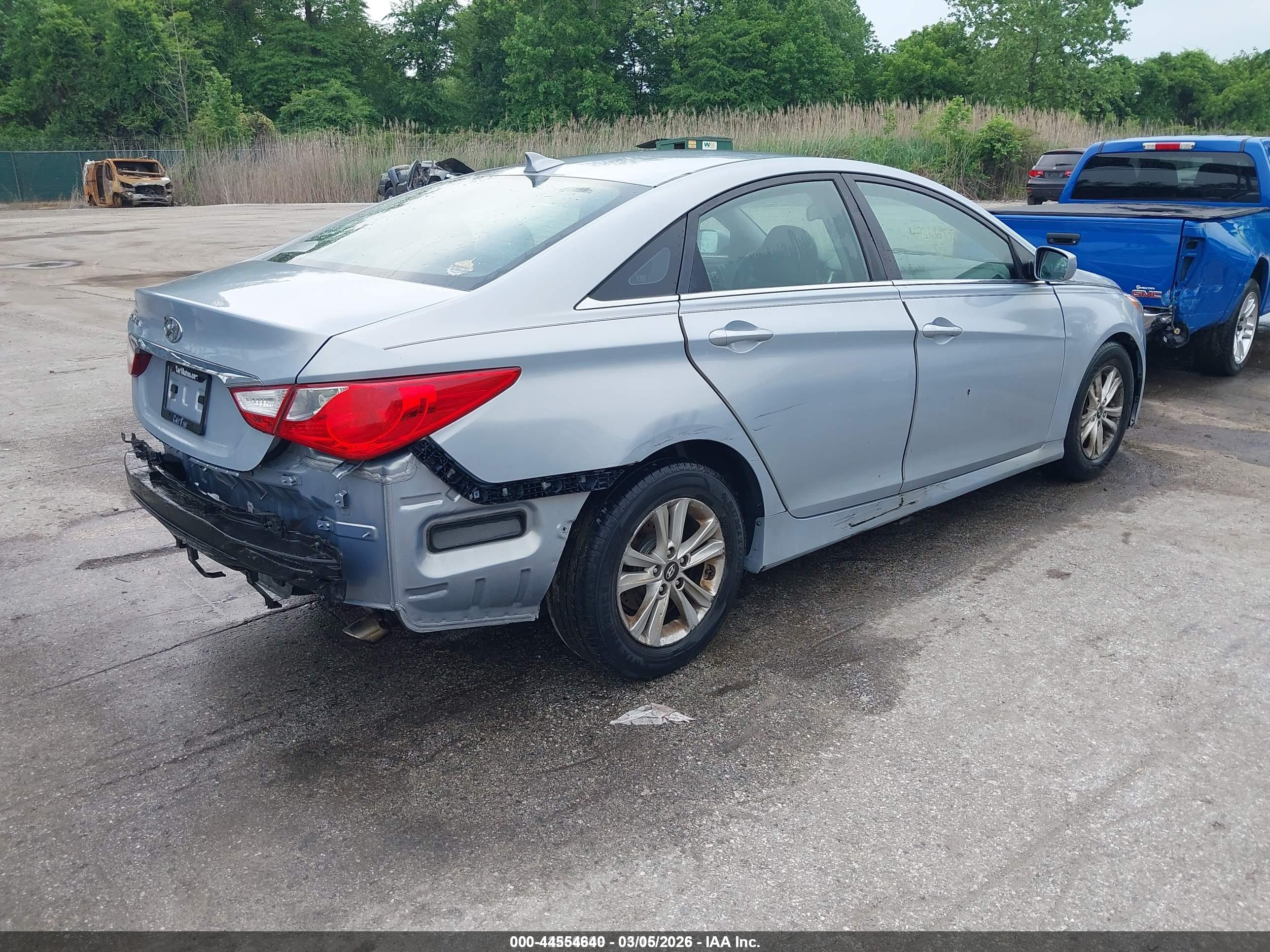 HYUNDAI SONATA image 4