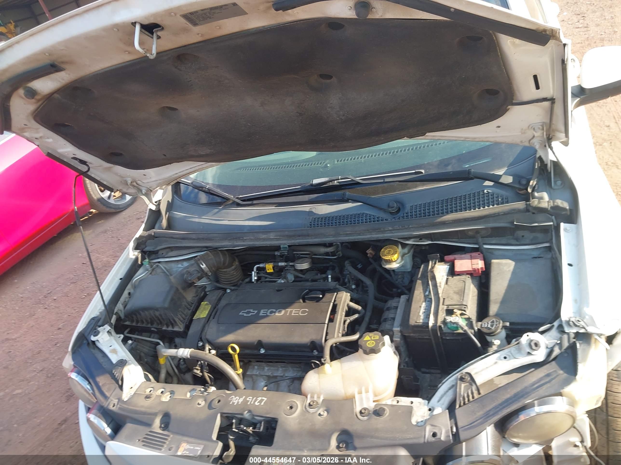 CHEVROLET SONIC image 10