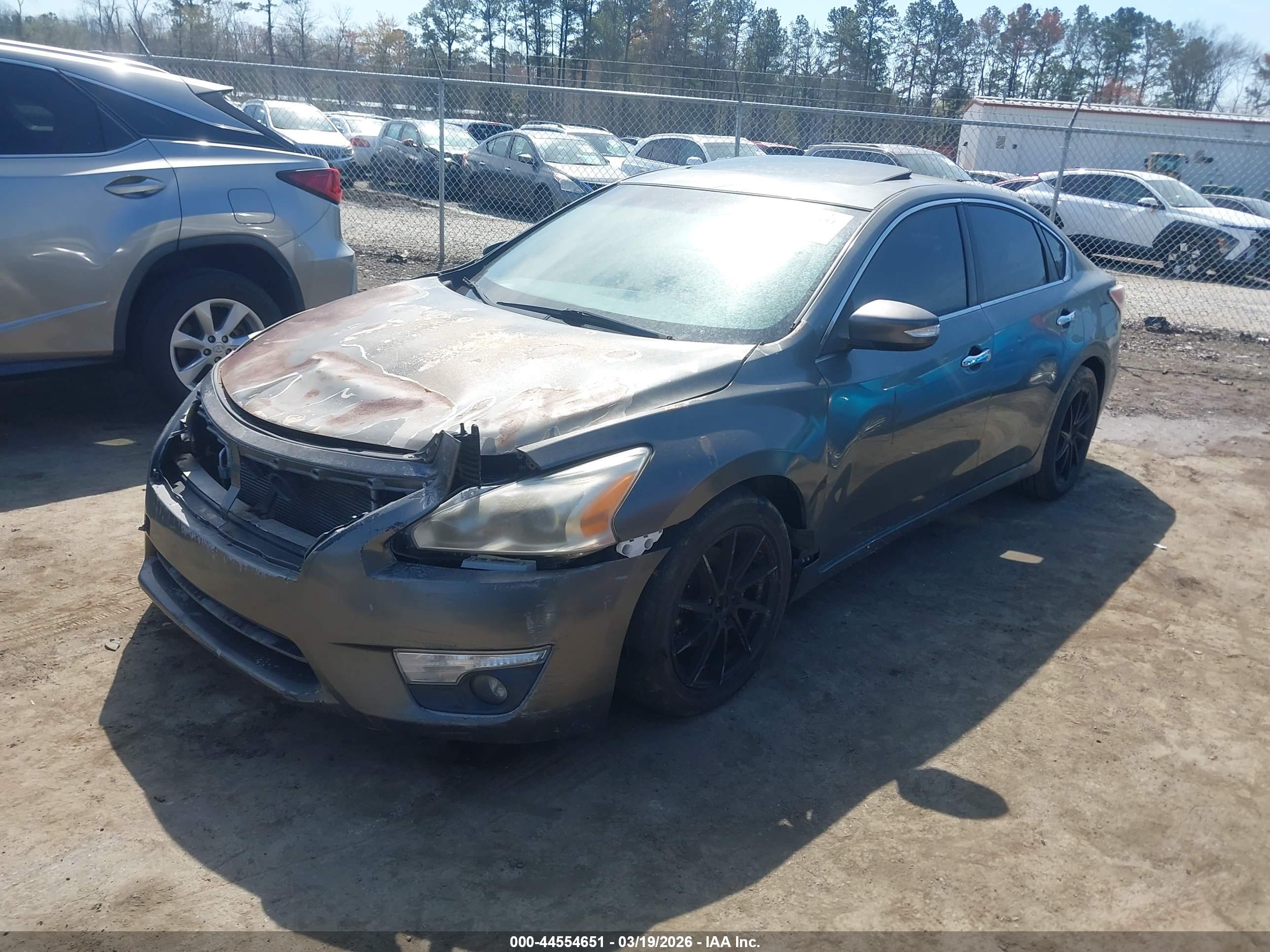 NISSAN ALTIMA image 2