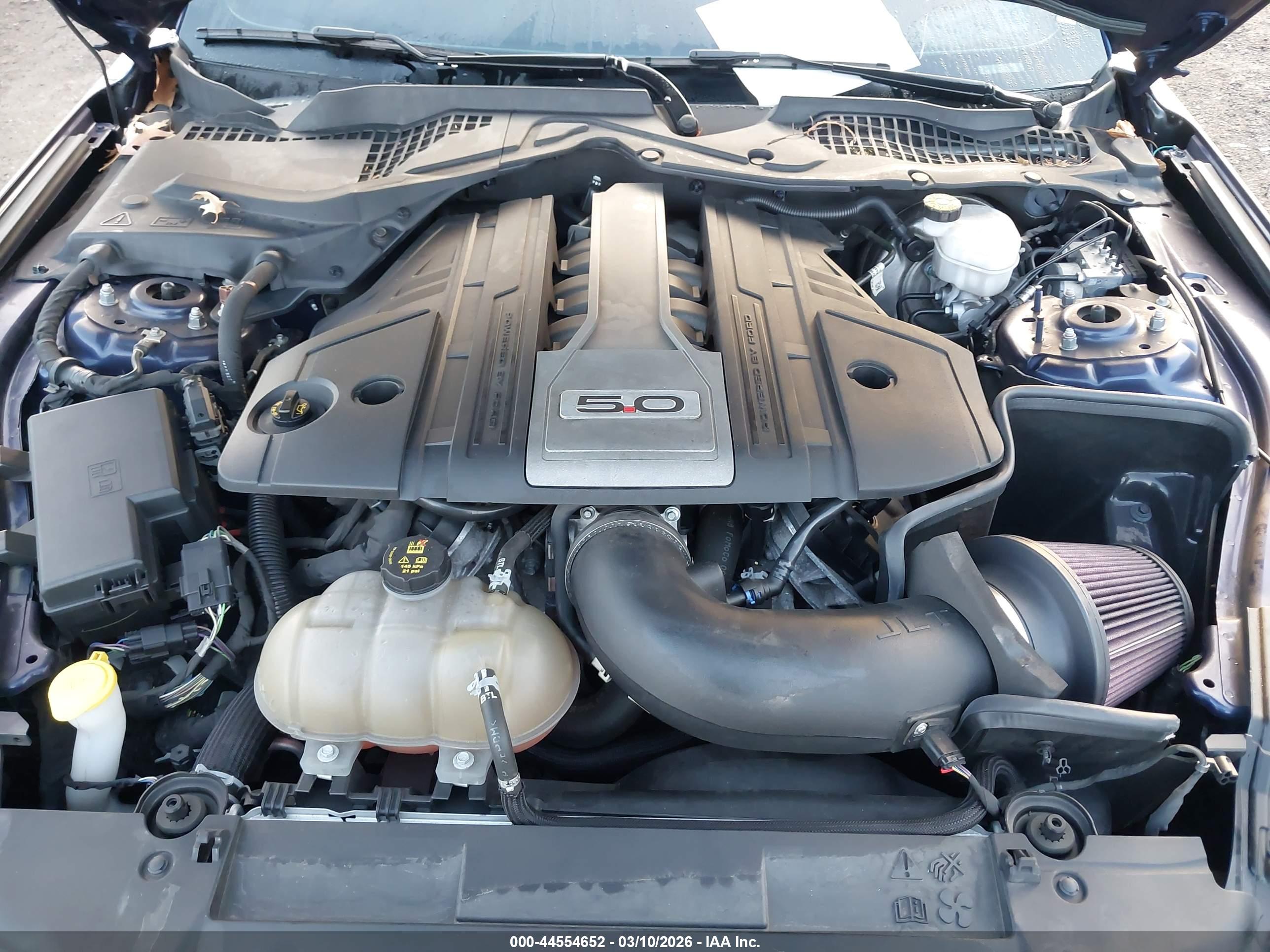 FORD MUSTANG image 10