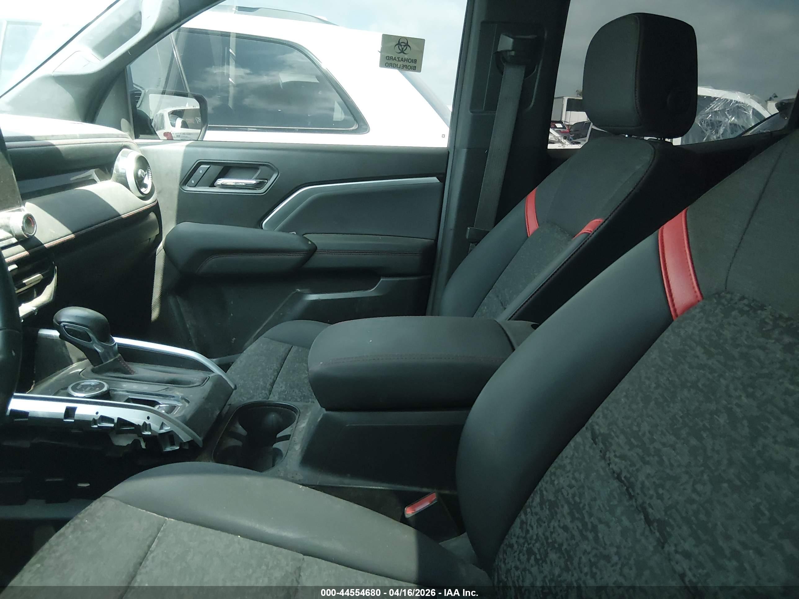 CHEVROLET COLORADO image 5