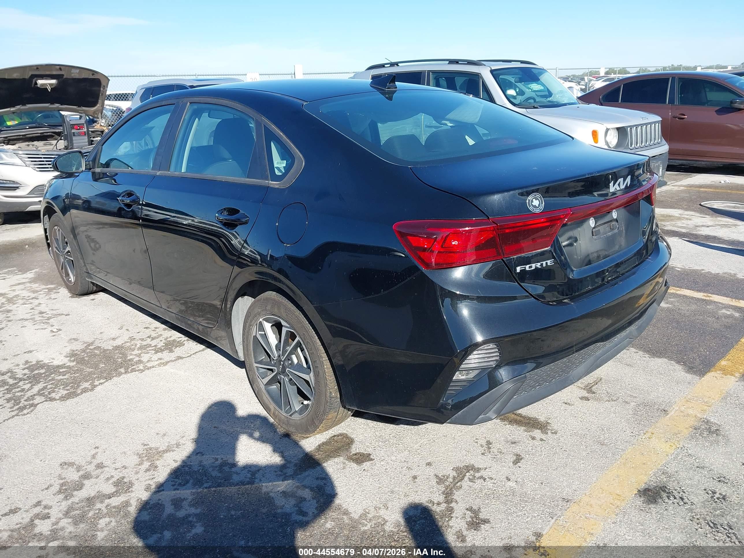 KIA FORTE image 3