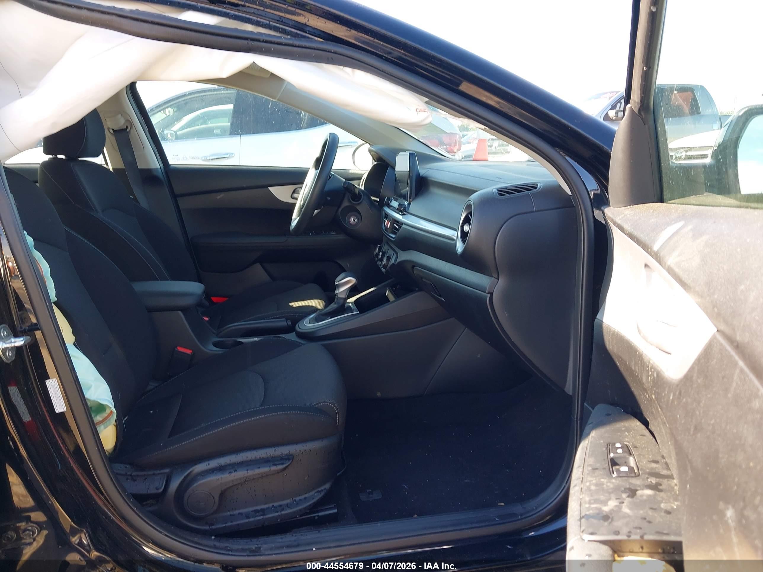 KIA FORTE image 5