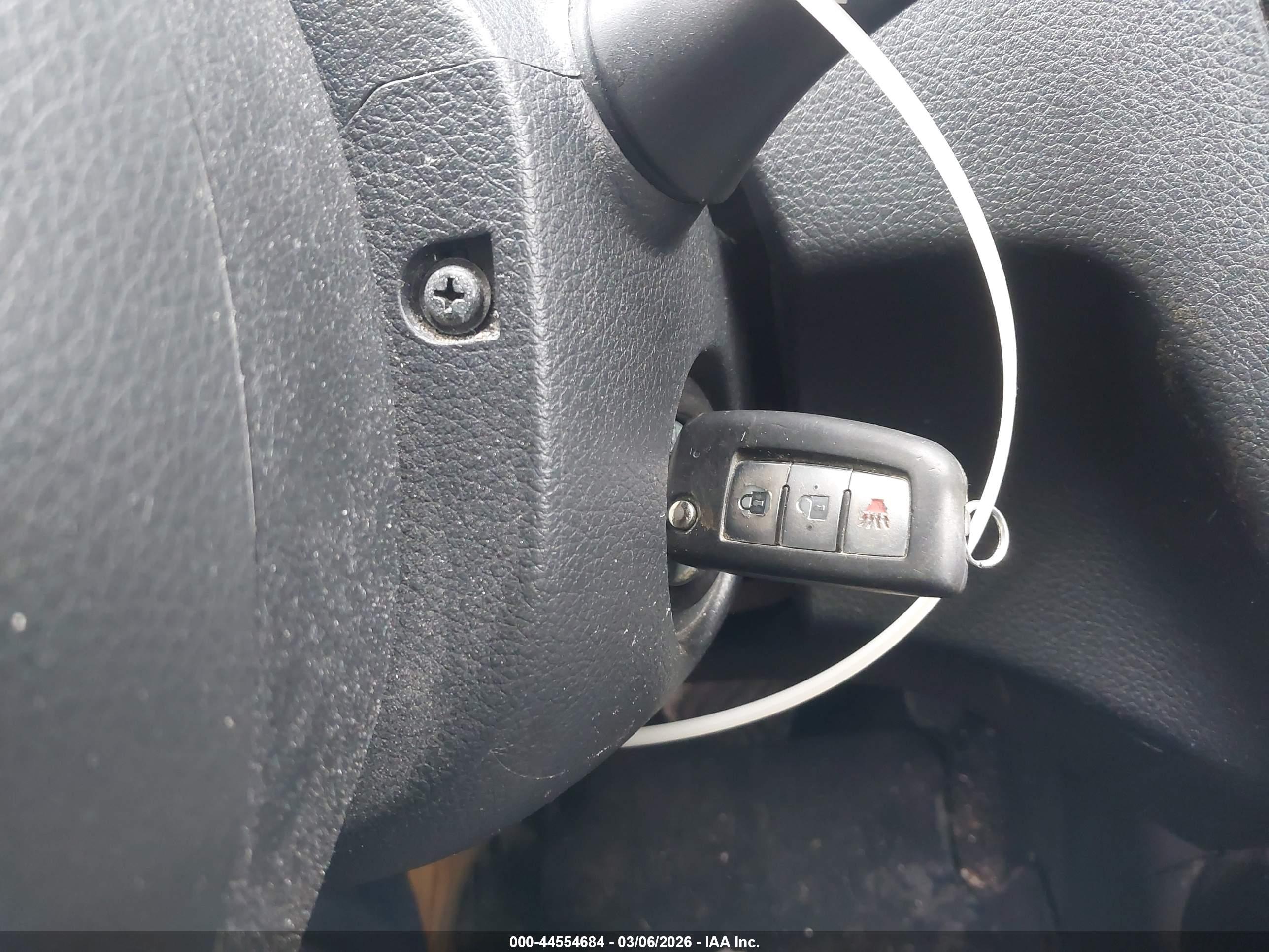 NISSAN ROGUE image 11