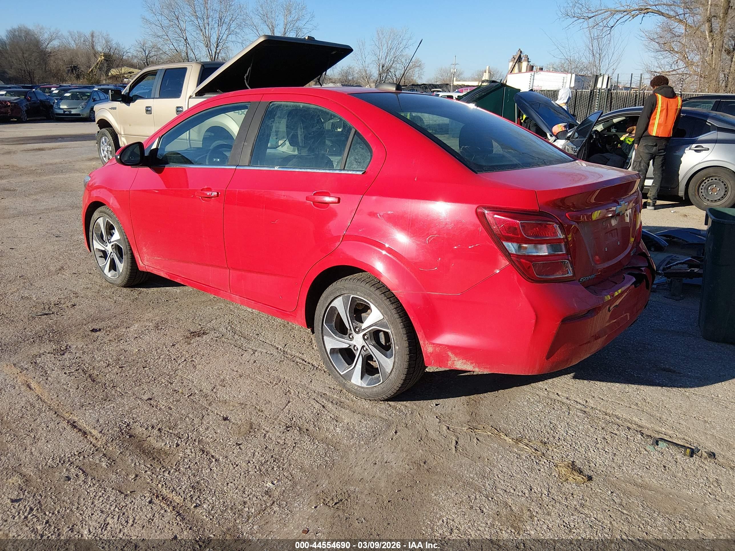 CHEVROLET SONIC image 3