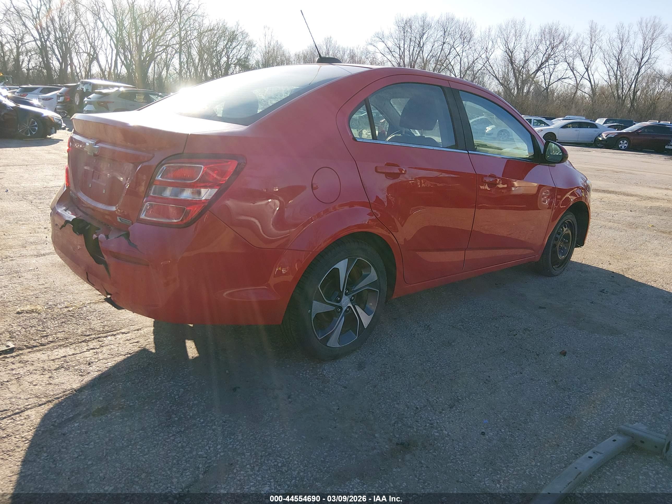 CHEVROLET SONIC image 4