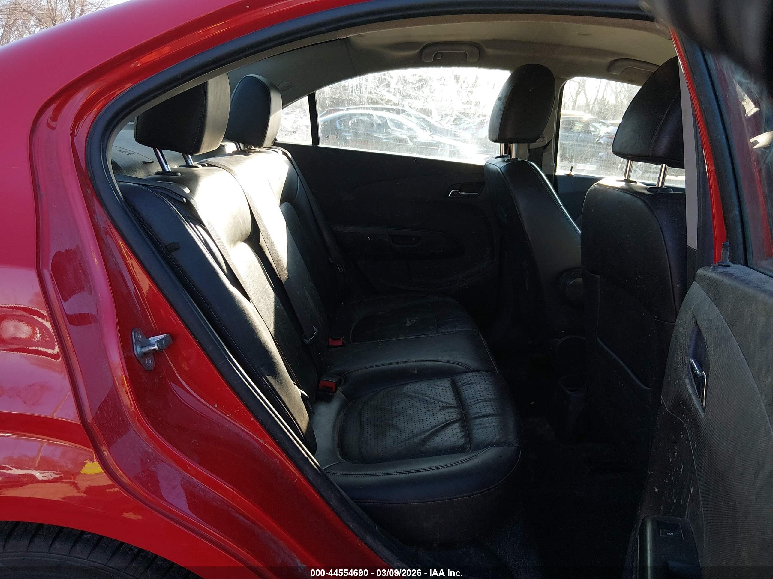 CHEVROLET SONIC image 8