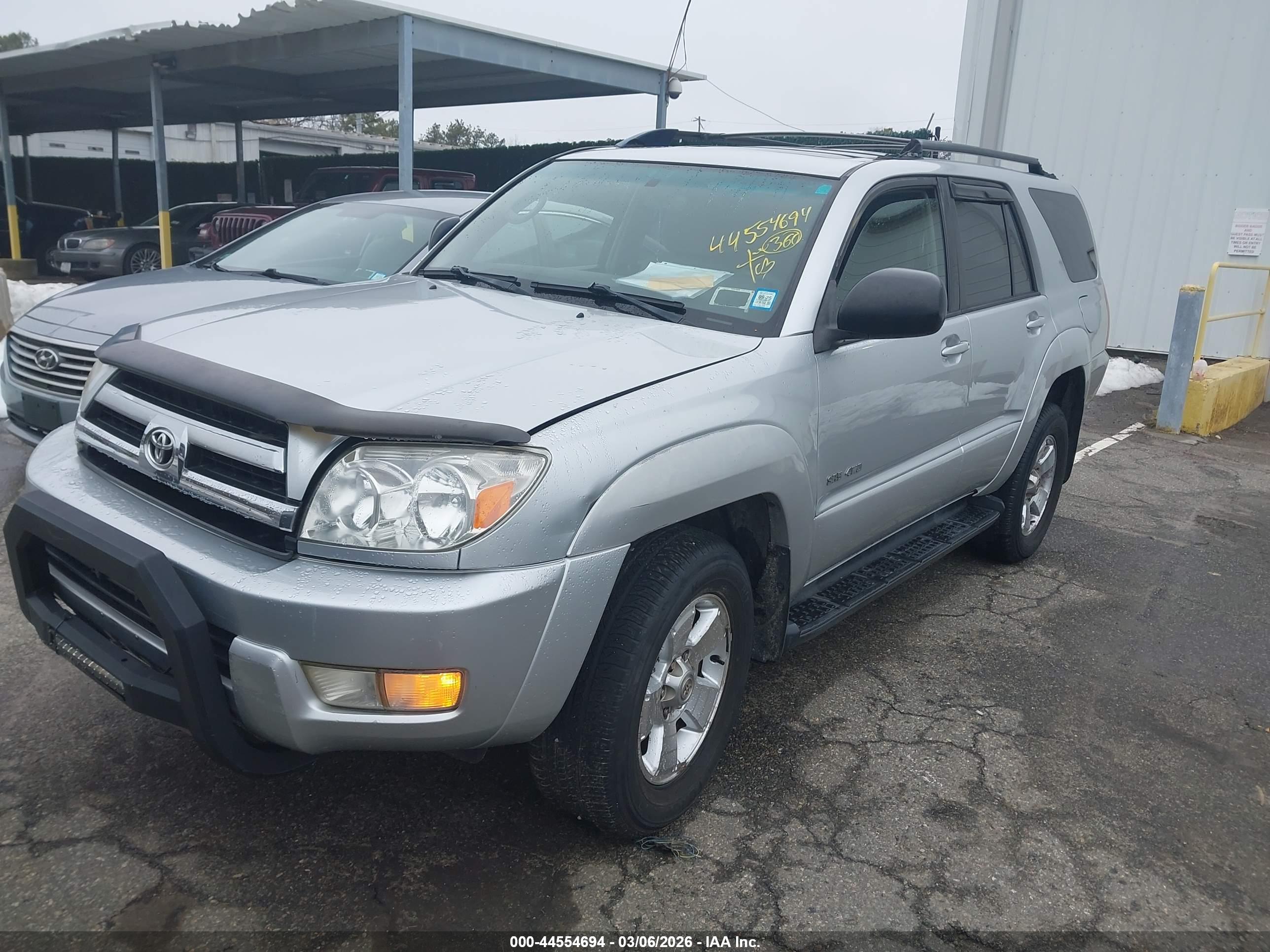 TOYOTA 4RUNNER image 2