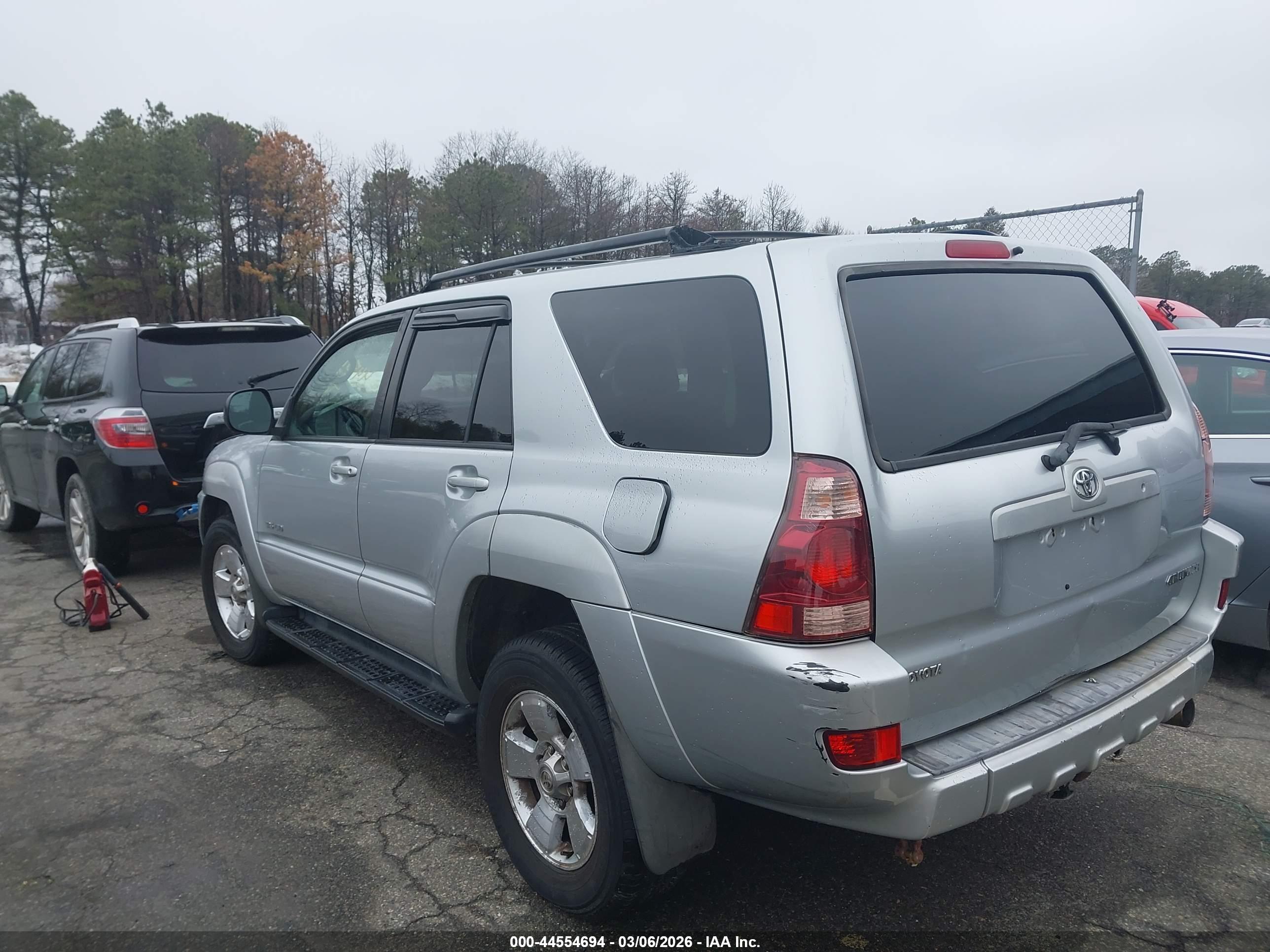 TOYOTA 4RUNNER image 3