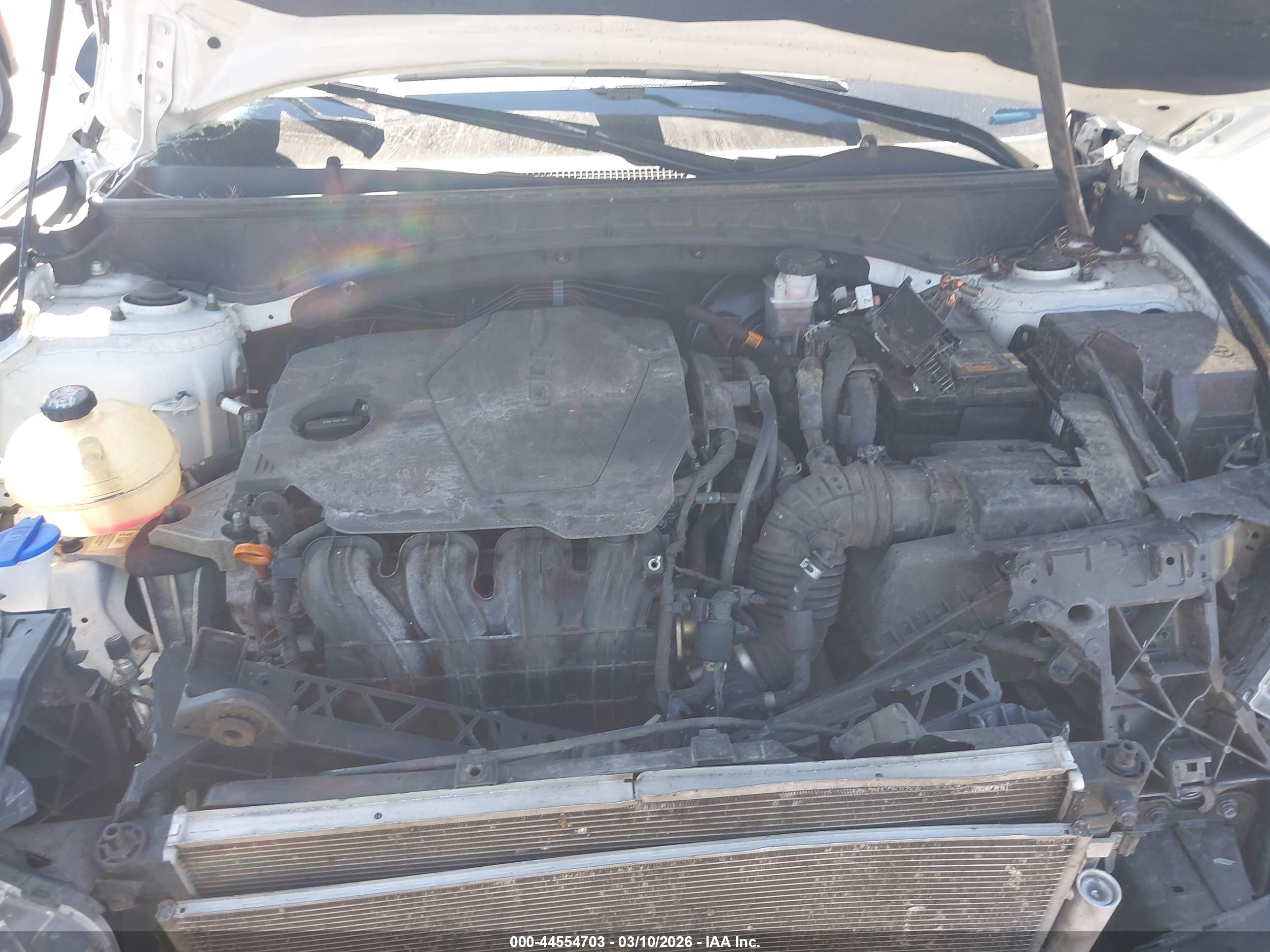HYUNDAI TUCSON image 10