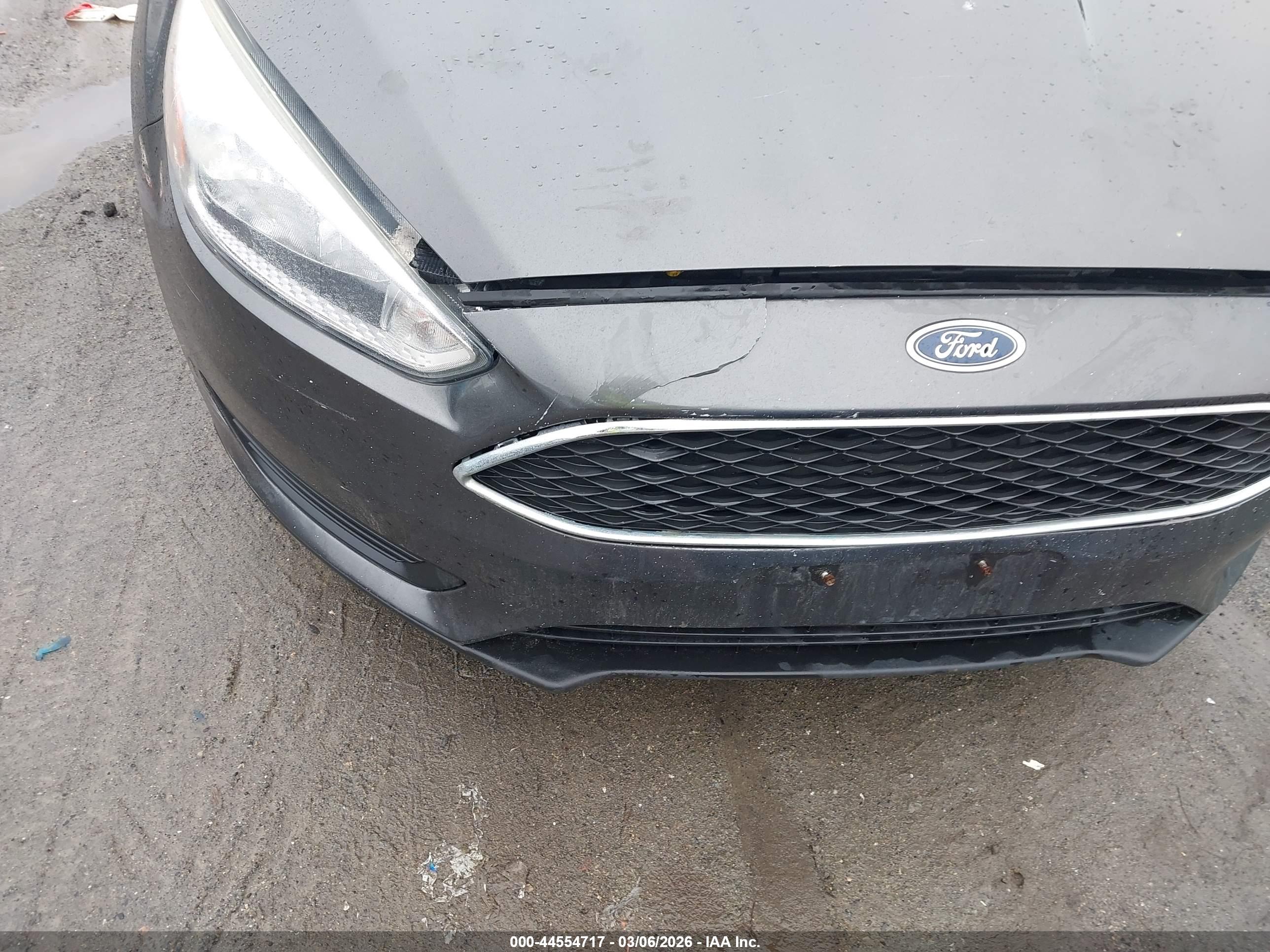 FORD FOCUS image 6