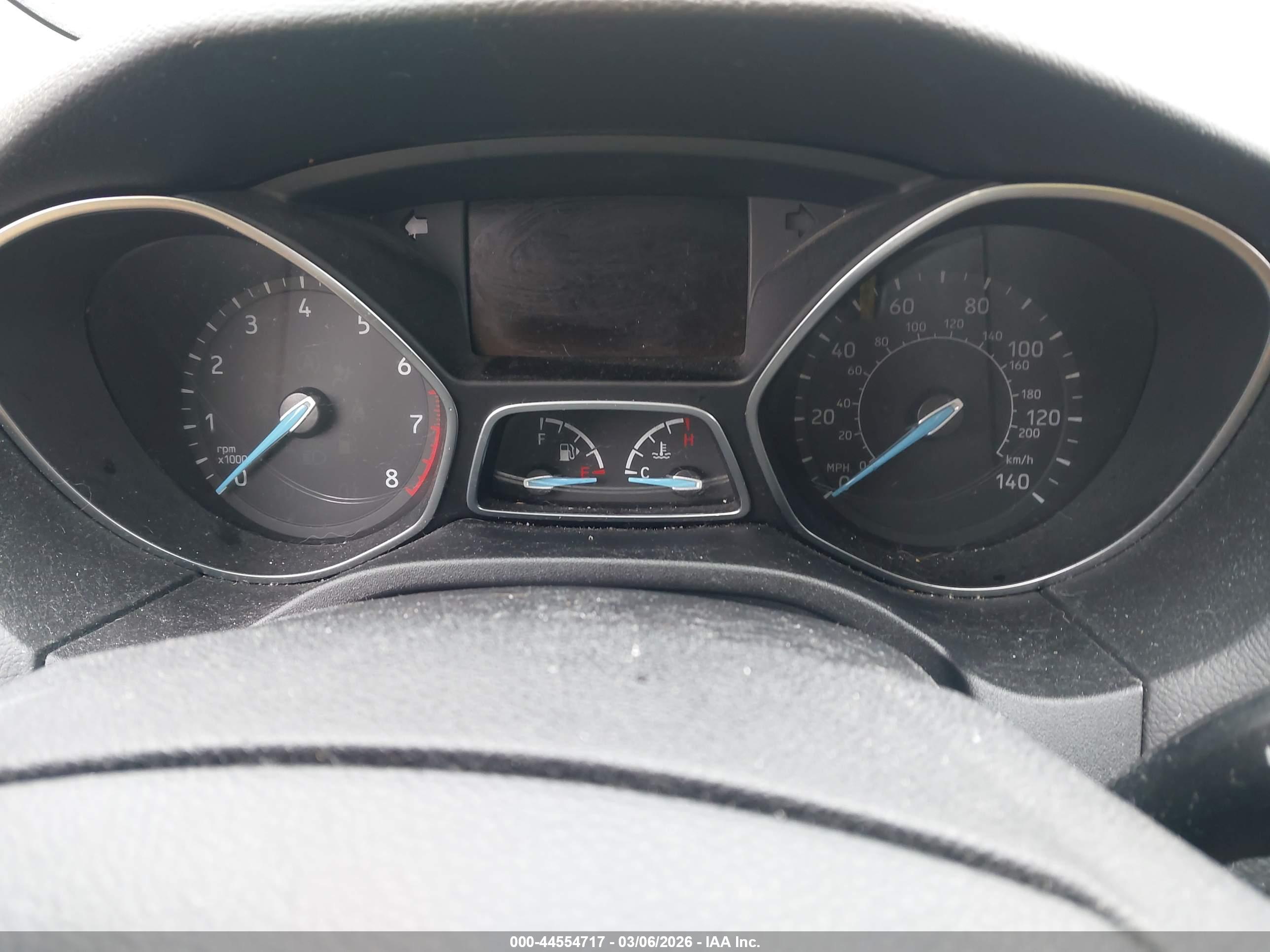 FORD FOCUS image 7